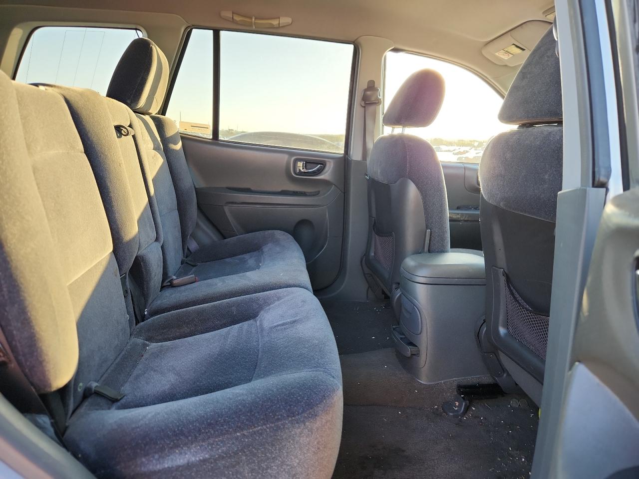 2003 Hyundai Santa Fe Gls Silver vin: KM8SC13E13U460984
