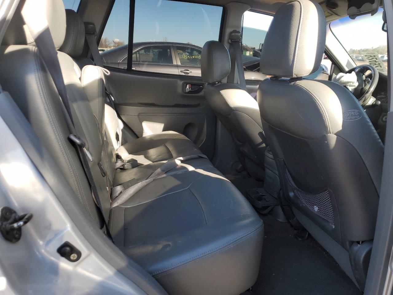 2004 Hyundai Santa Fe Gls Серебряный vin: KM8SC13E14U644341