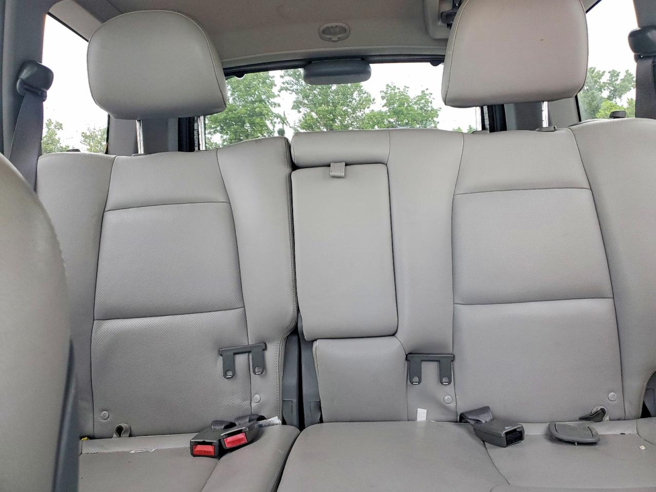 2005 Hyundai Santa Fe Gls Silver vin: KM8SC13E15U858358
