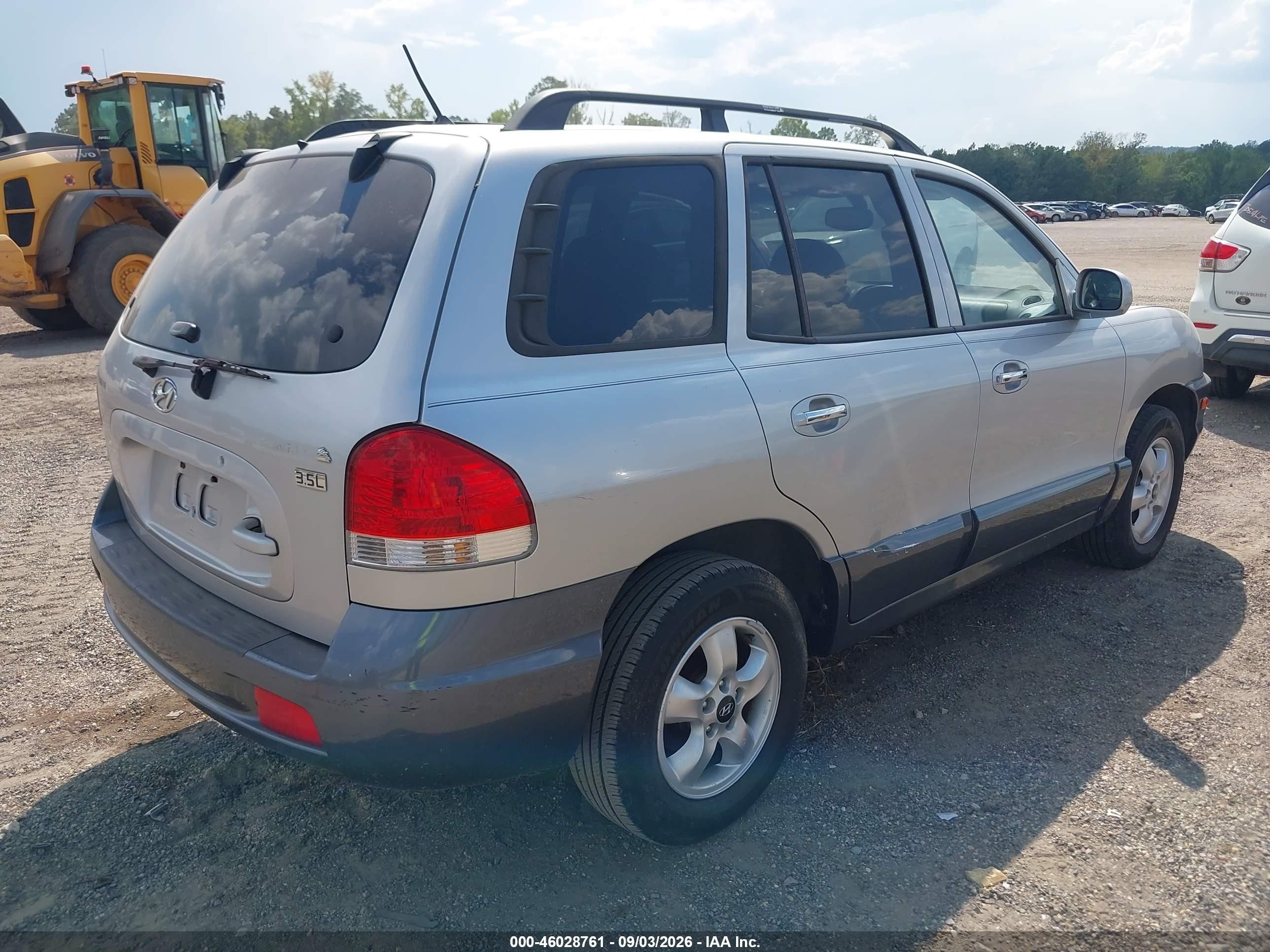 2005 Hyundai Santa Fe Gls/lx Silver vin: KM8SC13E15U941630