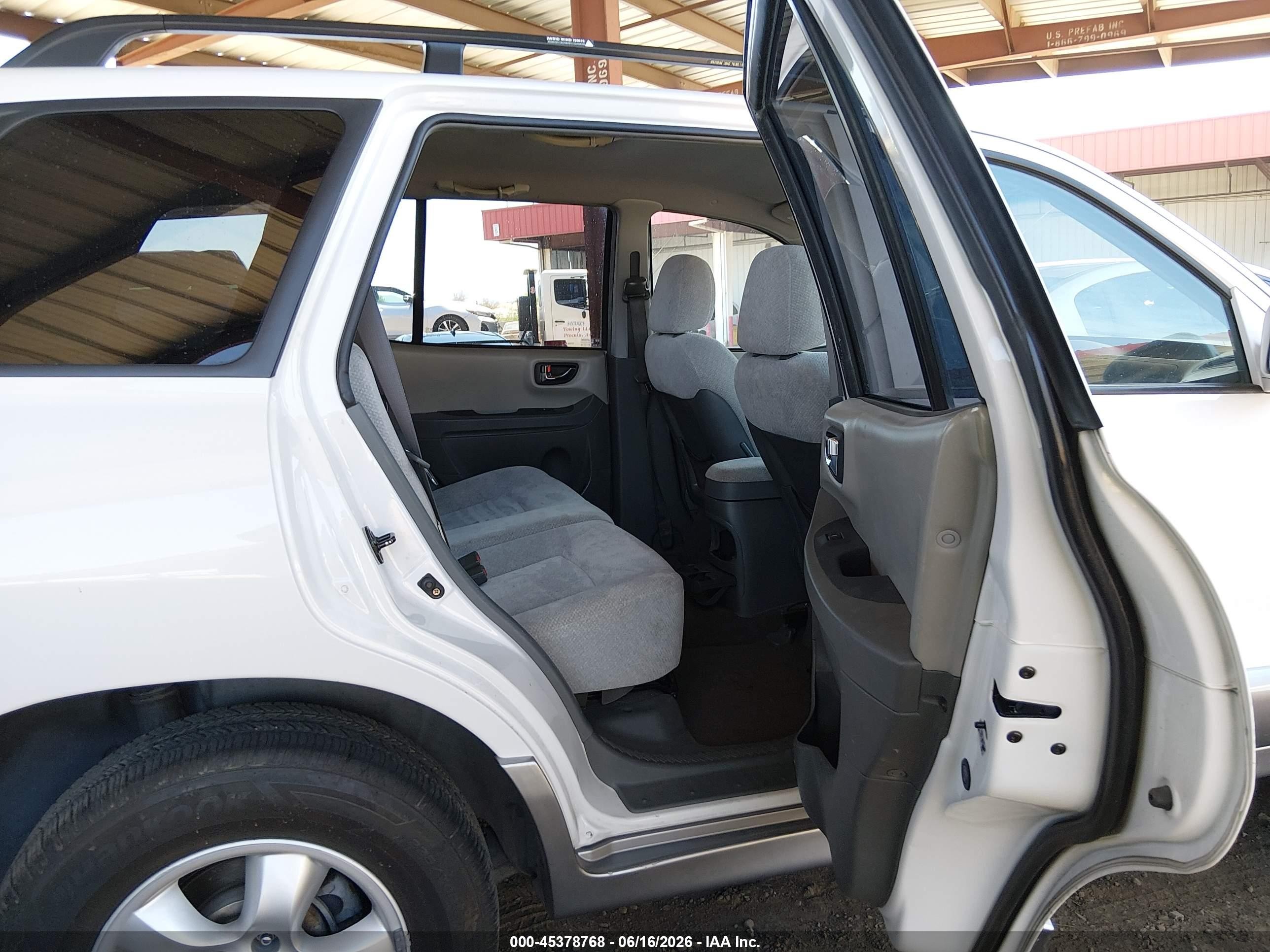 2005 Hyundai Santa Fe Gls/lx White vin: KM8SC13E45U891094