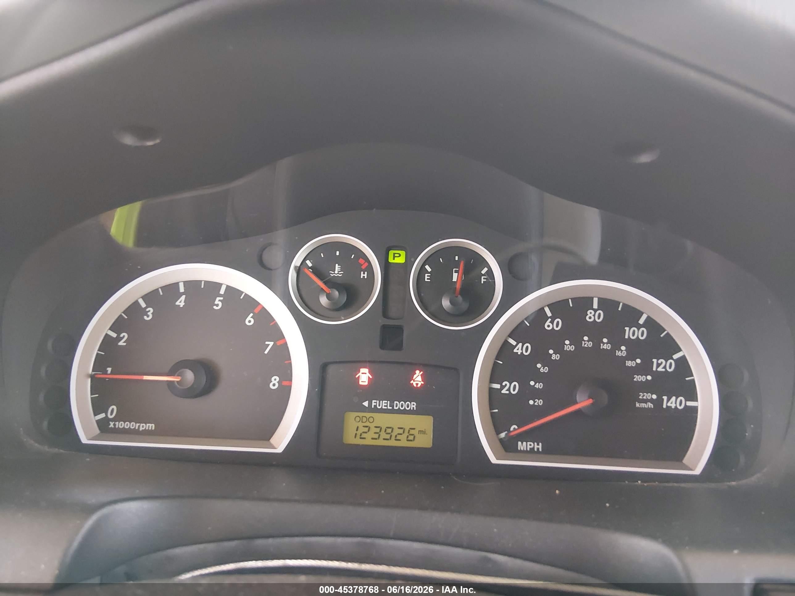 2005 Hyundai Santa Fe Gls/lx White vin: KM8SC13E45U891094