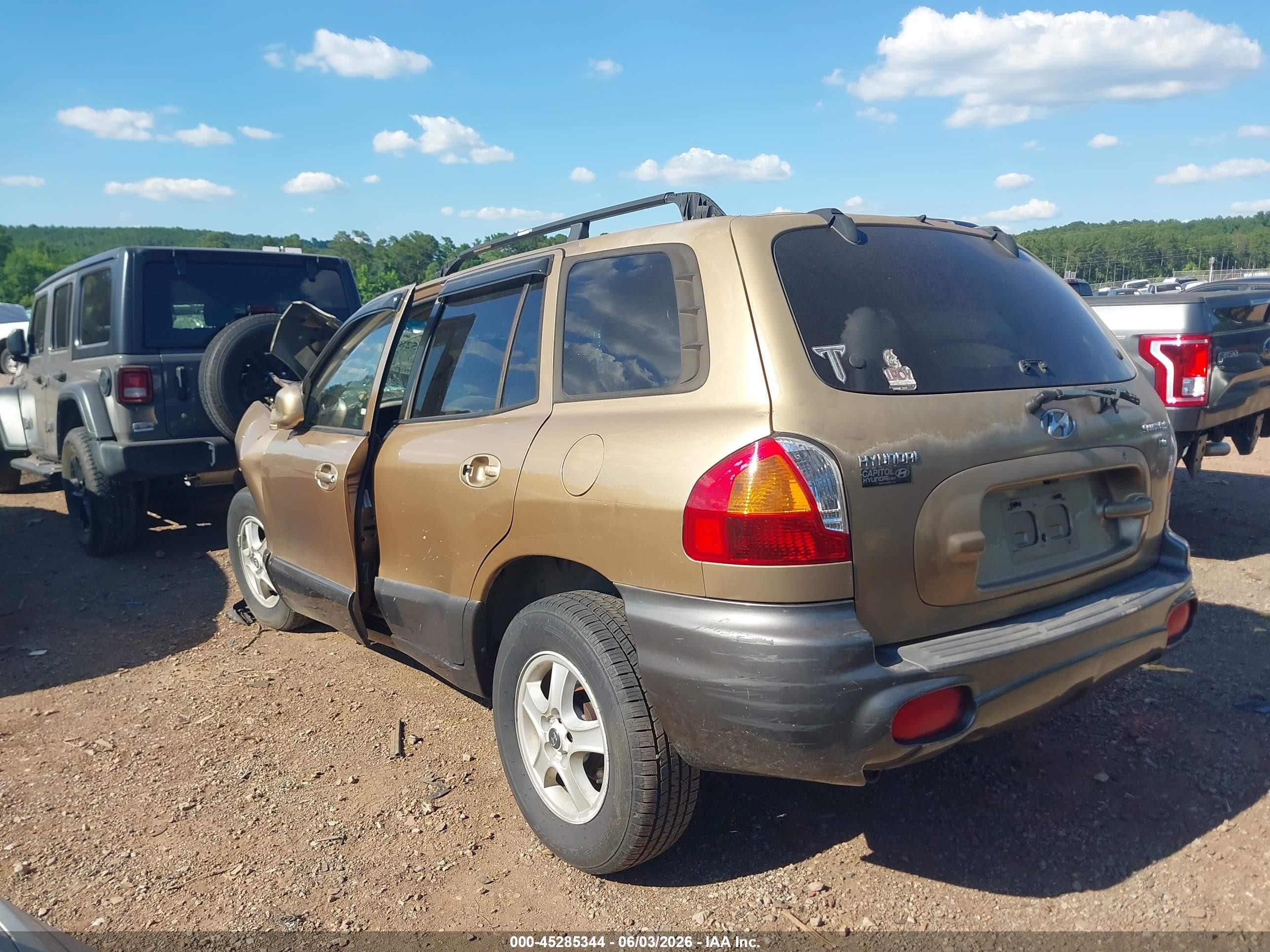 2004 Hyundai Santa Fe Gls/lx Gold vin: KM8SC13E54U616090