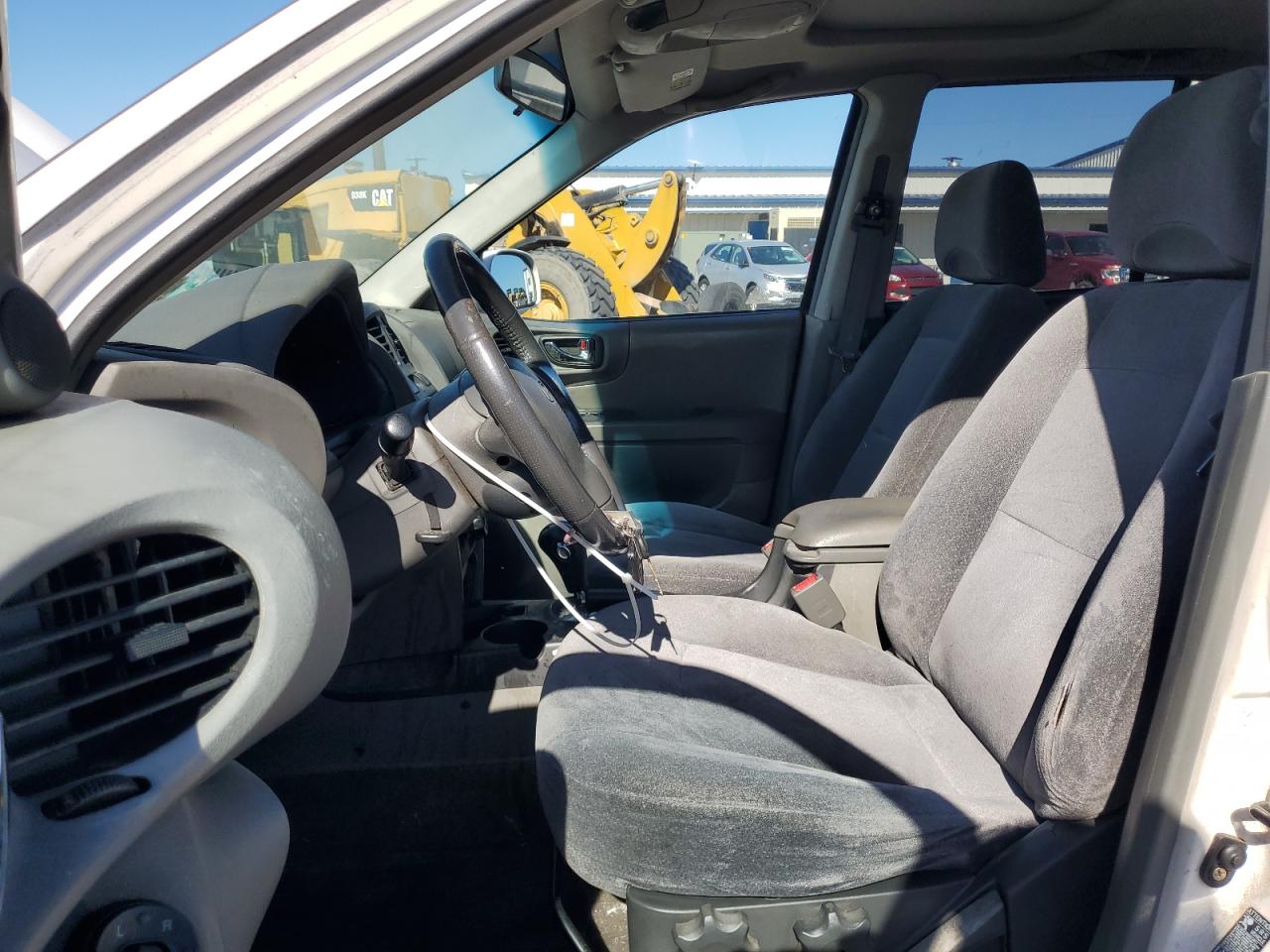 2004 Hyundai Santa Fe White vin: KM8SC13E64U611965