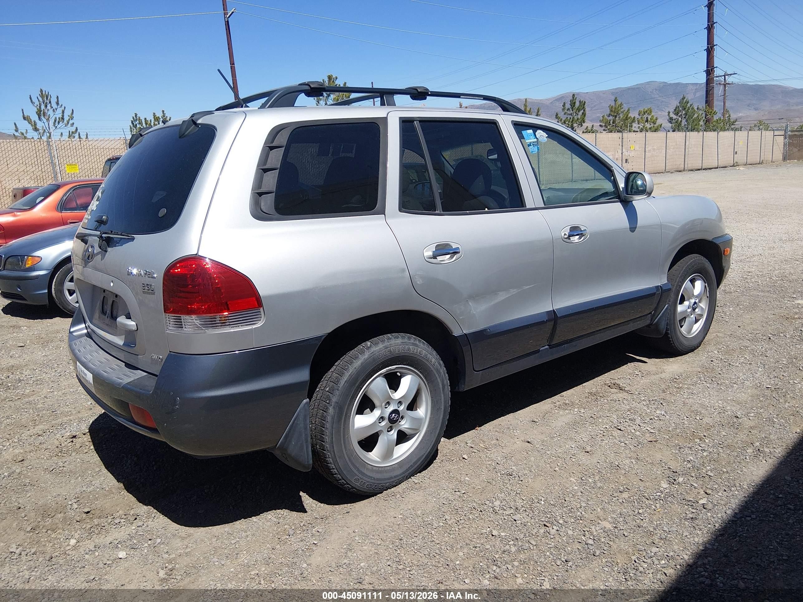 2005 Hyundai Santa Fe Gls/lx Silver vin: KM8SC73E35U956889