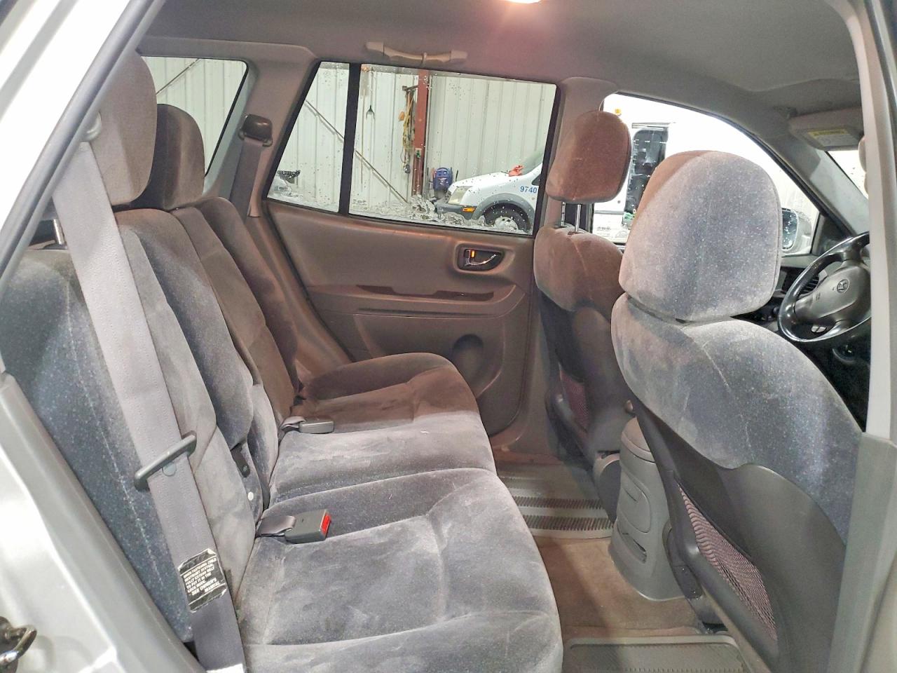 2004 Hyundai Santa Fe Серебряный vin: KM8SC73E84U750398