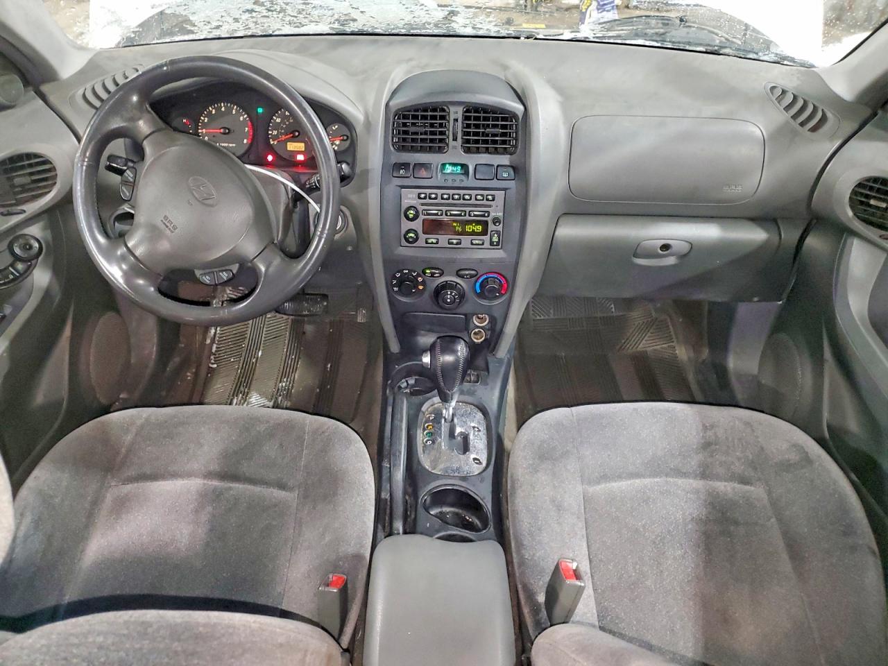 2004 Hyundai Santa Fe Серебряный vin: KM8SC73E84U750398