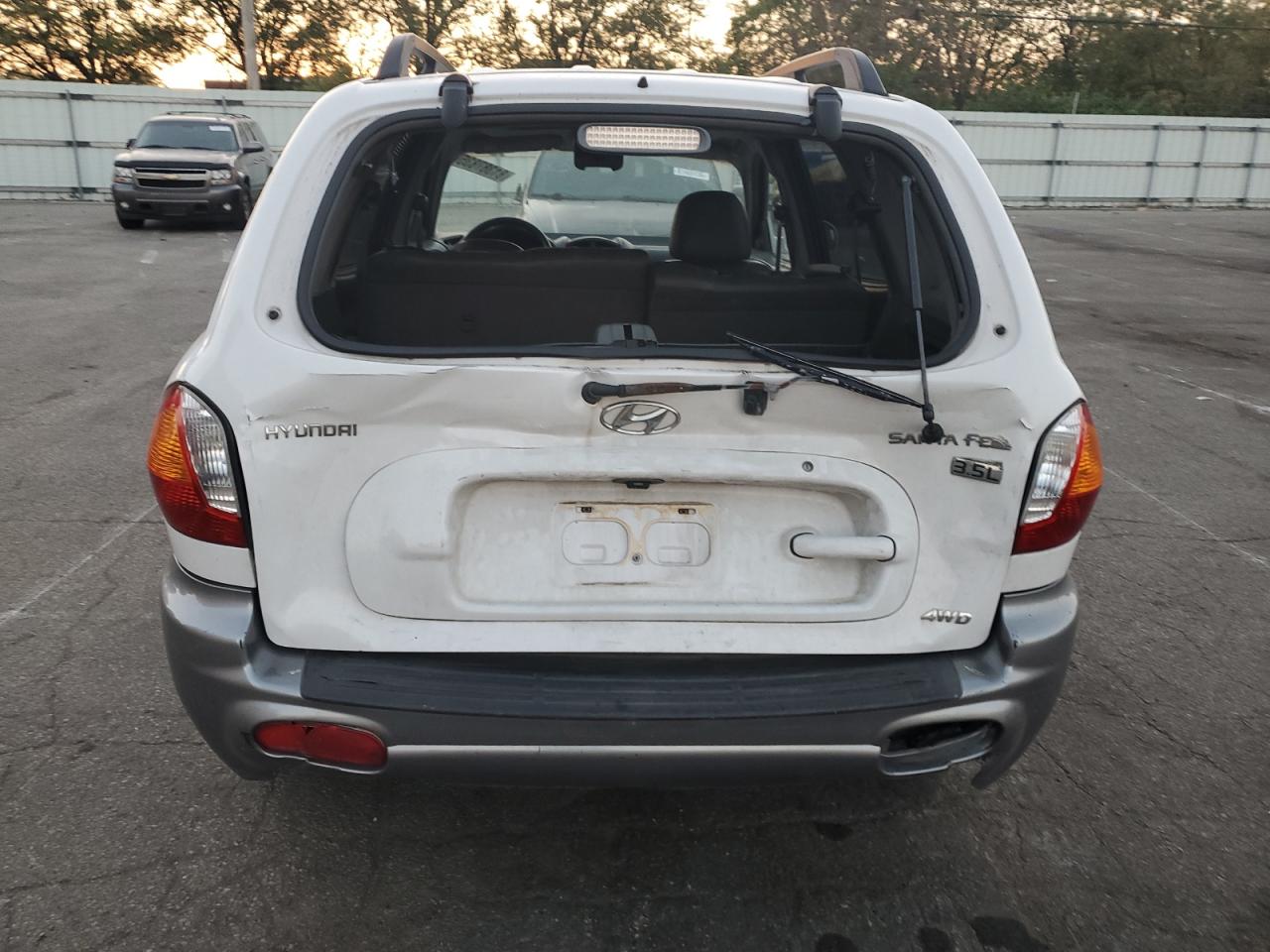 2004 Hyundai Santa Fe Gls White vin: KM8SC73EX4U649458