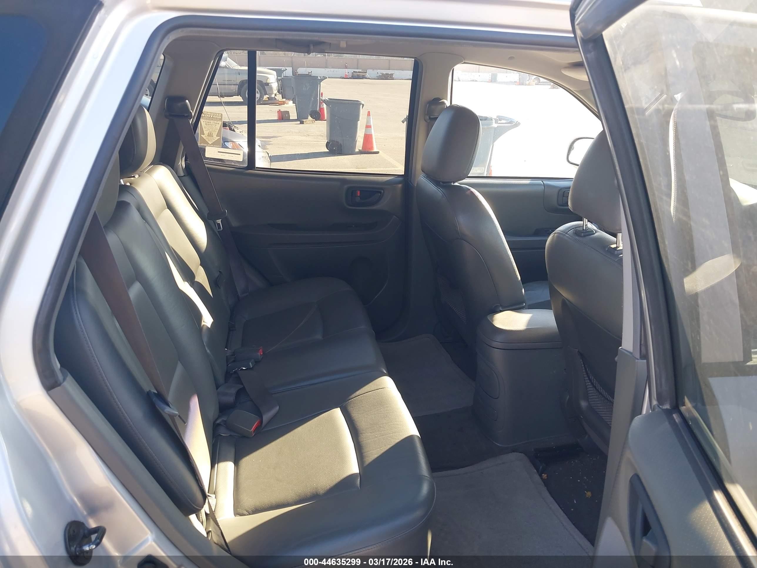 2001 Hyundai Santa Fe 2.7l V6 Gls/2.7l V6 Lx Silver vin: KM8SC83D31U084933