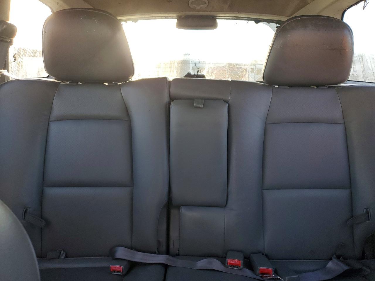 2001 Hyundai Santa Fe Gl Silver vin: KM8SC83D41U038821