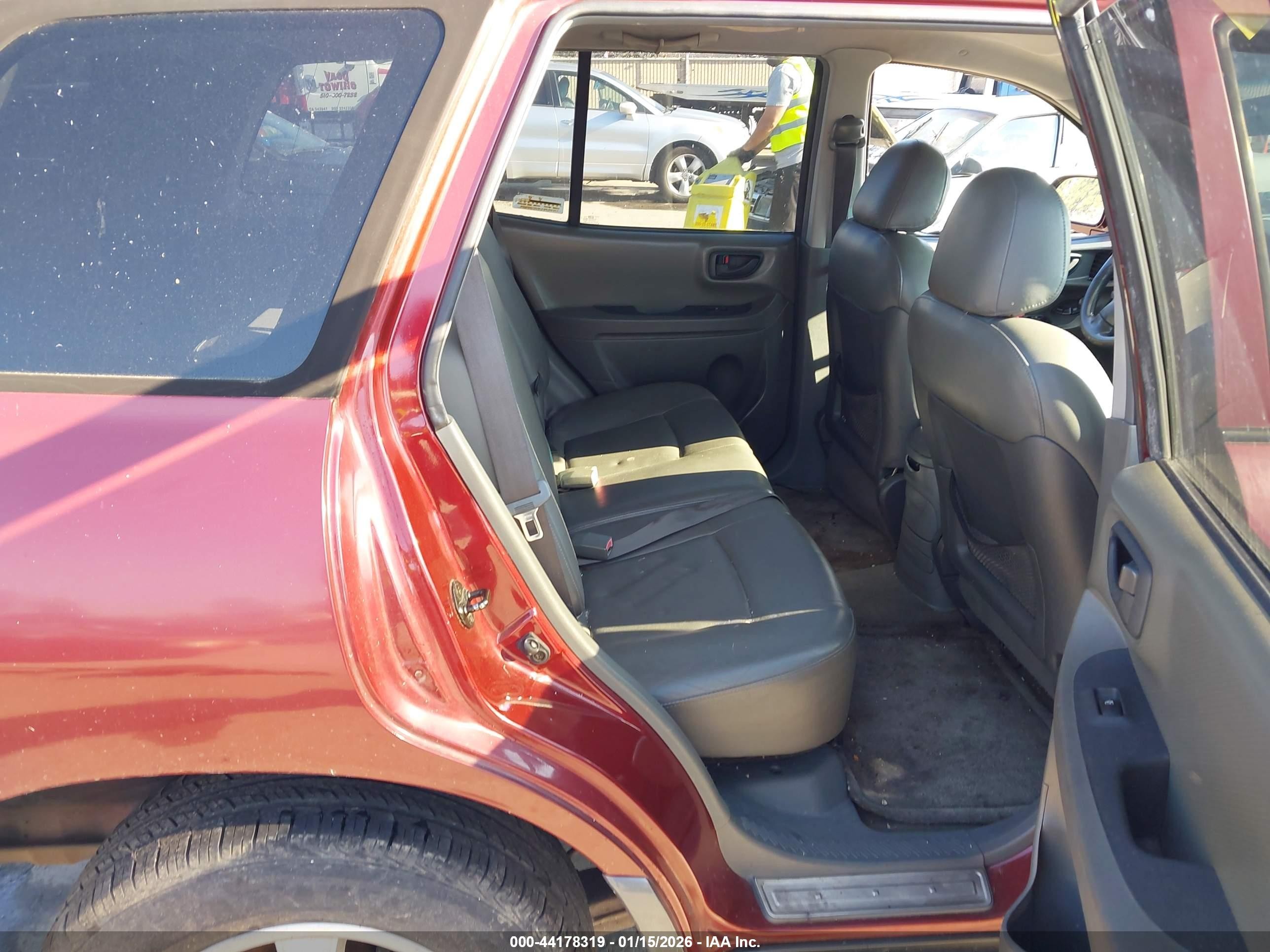 2001 Hyundai Santa Fe 2.7l V6 Gls/2.7l V6 Lx Red vin: KM8SC83D41U080101