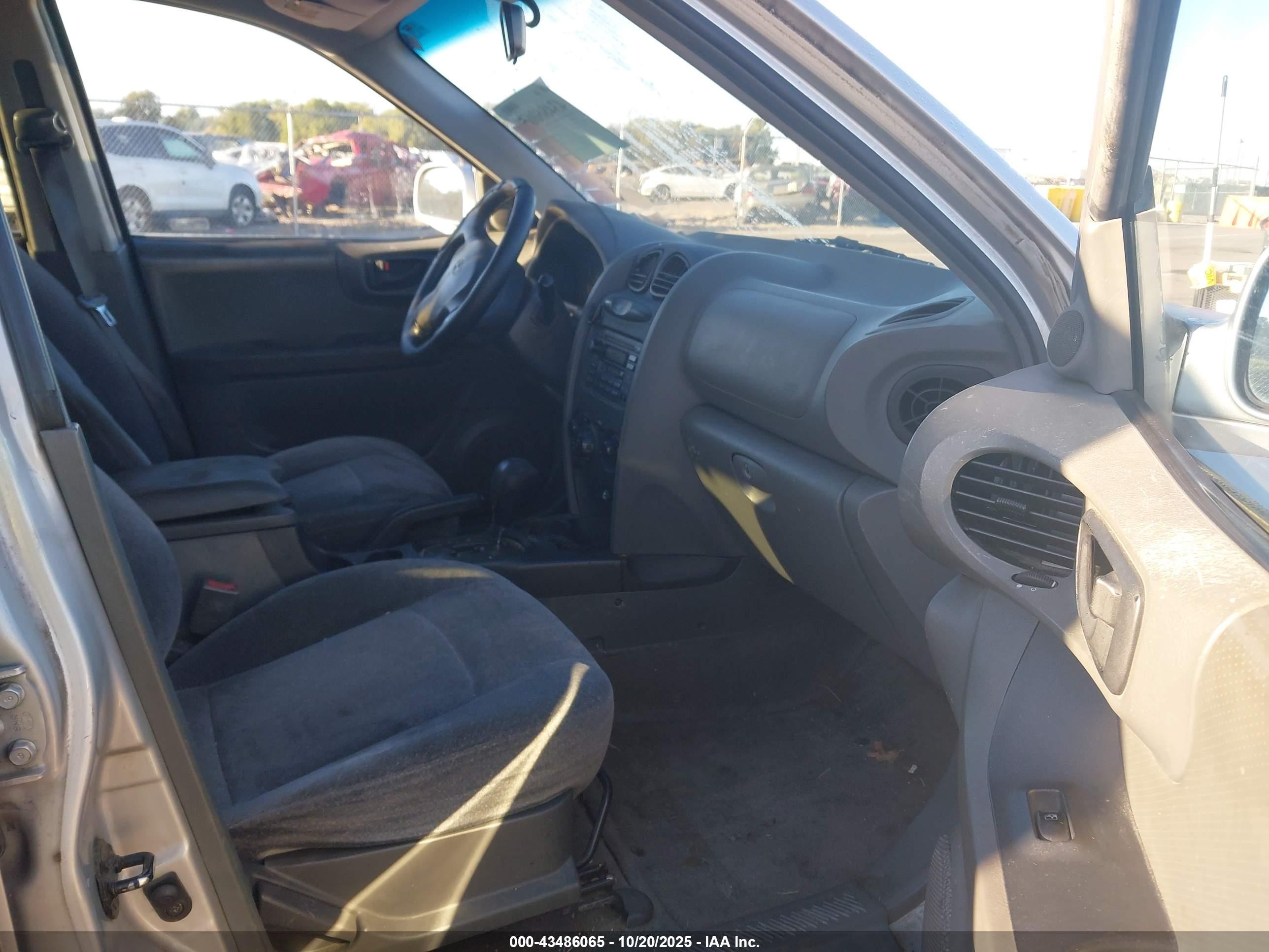 2001 Hyundai Santa Fe 2.7l V6 Gls/2.7l V6 Lx Silver vin: KM8SC83D41U129376