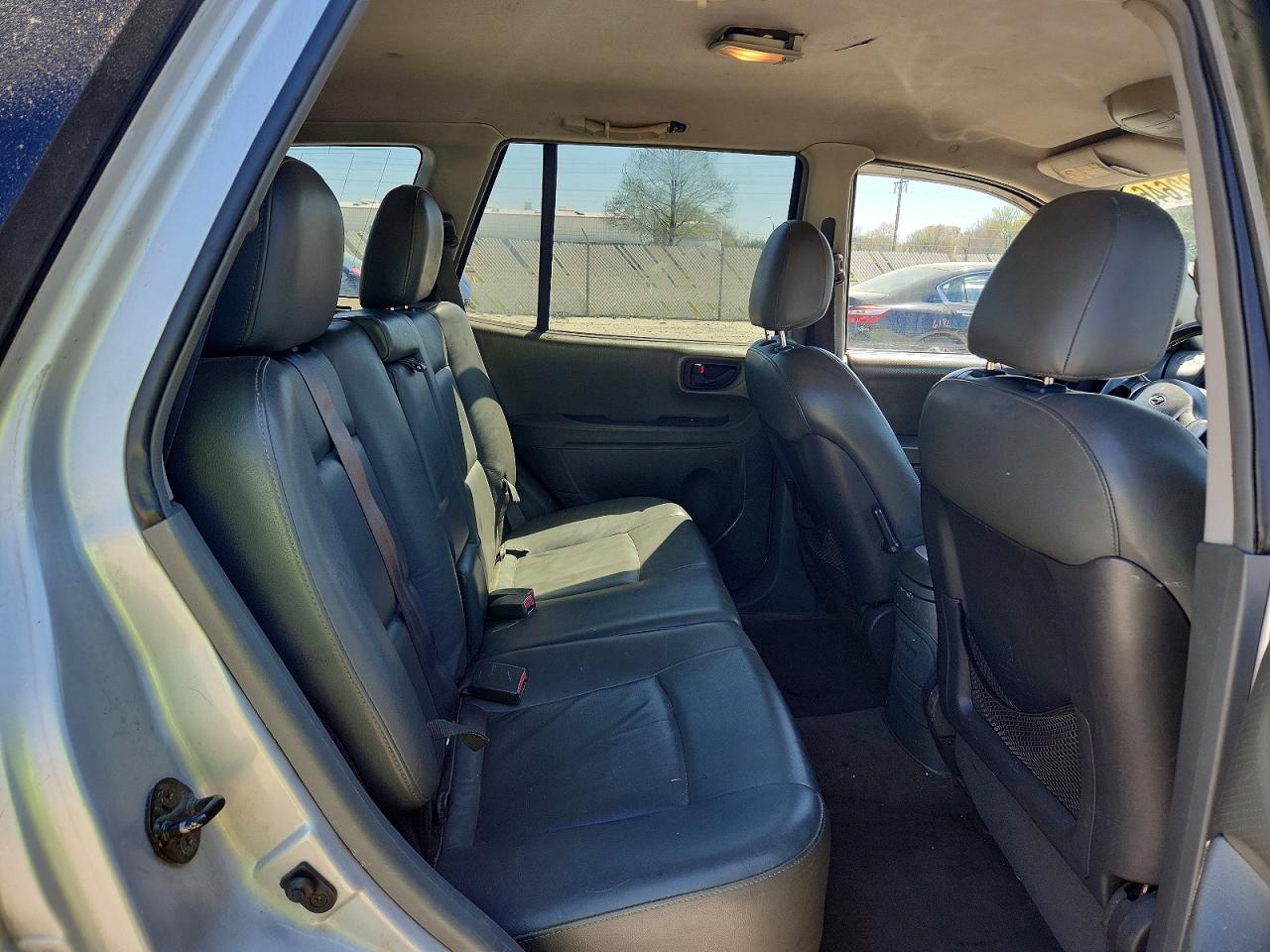 2001 Hyundai Santa Fe Gl Silver vin: KM8SC83D61U021549