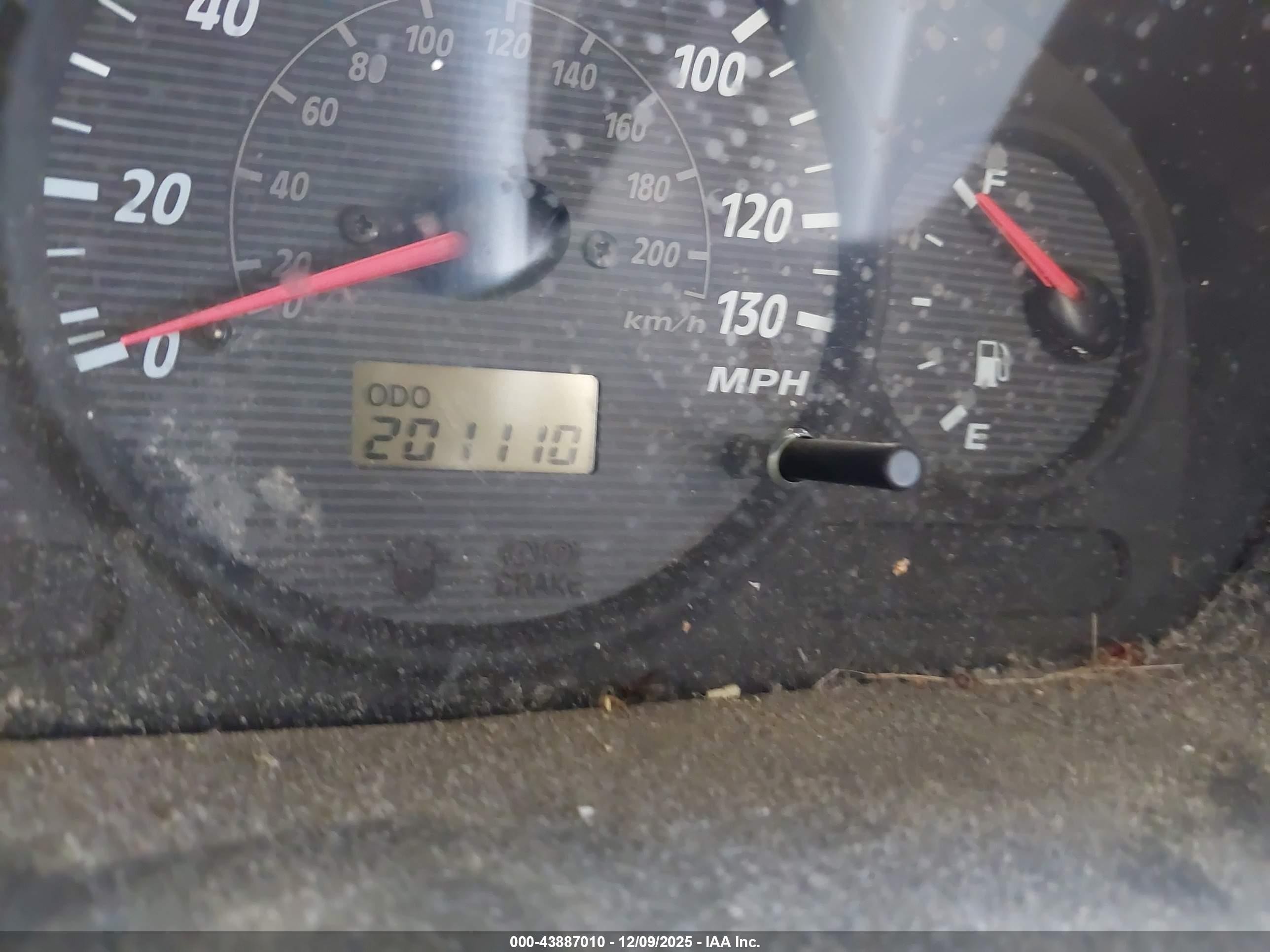 2001 Hyundai Santa Fe 2.7l V6 Gls/2.7l V6 Lx Burgundy vin: KM8SC83D71U087253