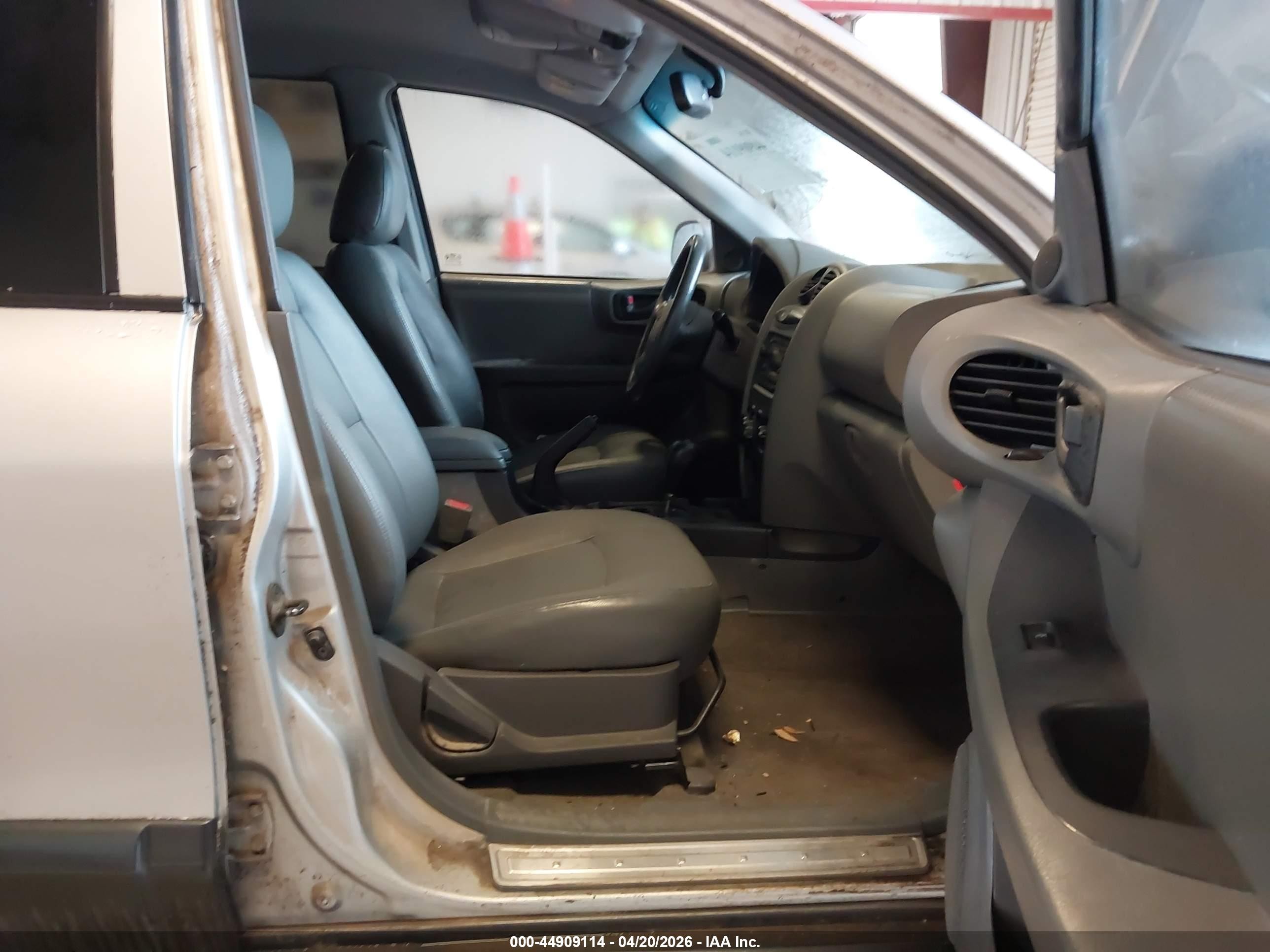 2001 Hyundai Santa Fe 2.7l V6 Gls/2.7l V6 Lx Silver vin: KM8SC83D81U131194