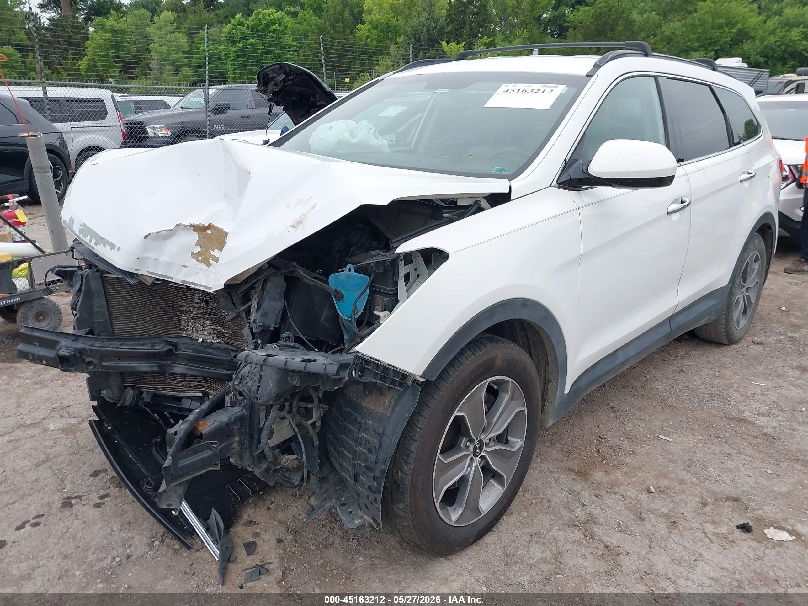2014 Hyundai Santa Fe Gls White vin: KM8SM4HF2EU056479
