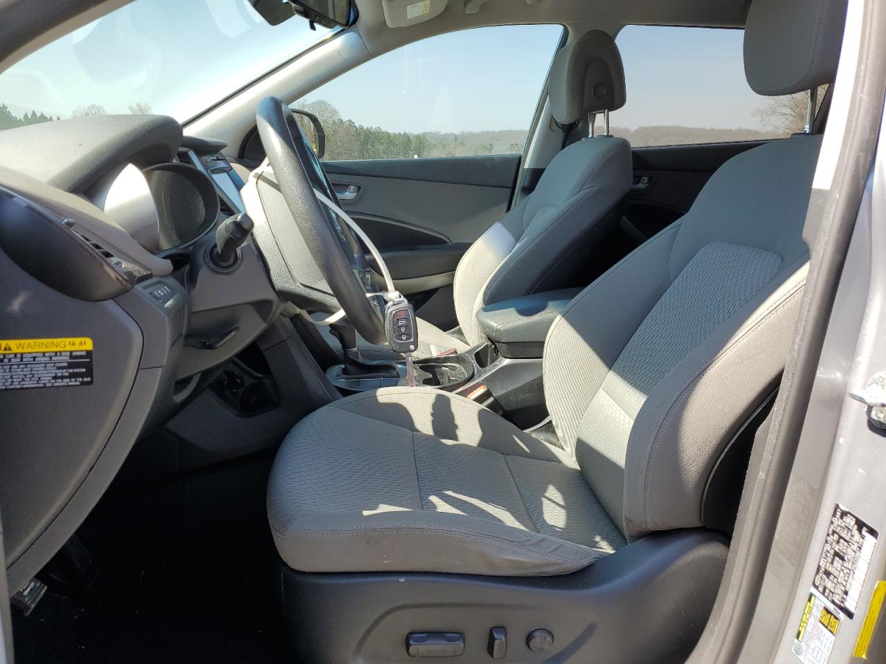2017 Hyundai Santa Fe Se Silver vin: KM8SM4HF2HU233987
