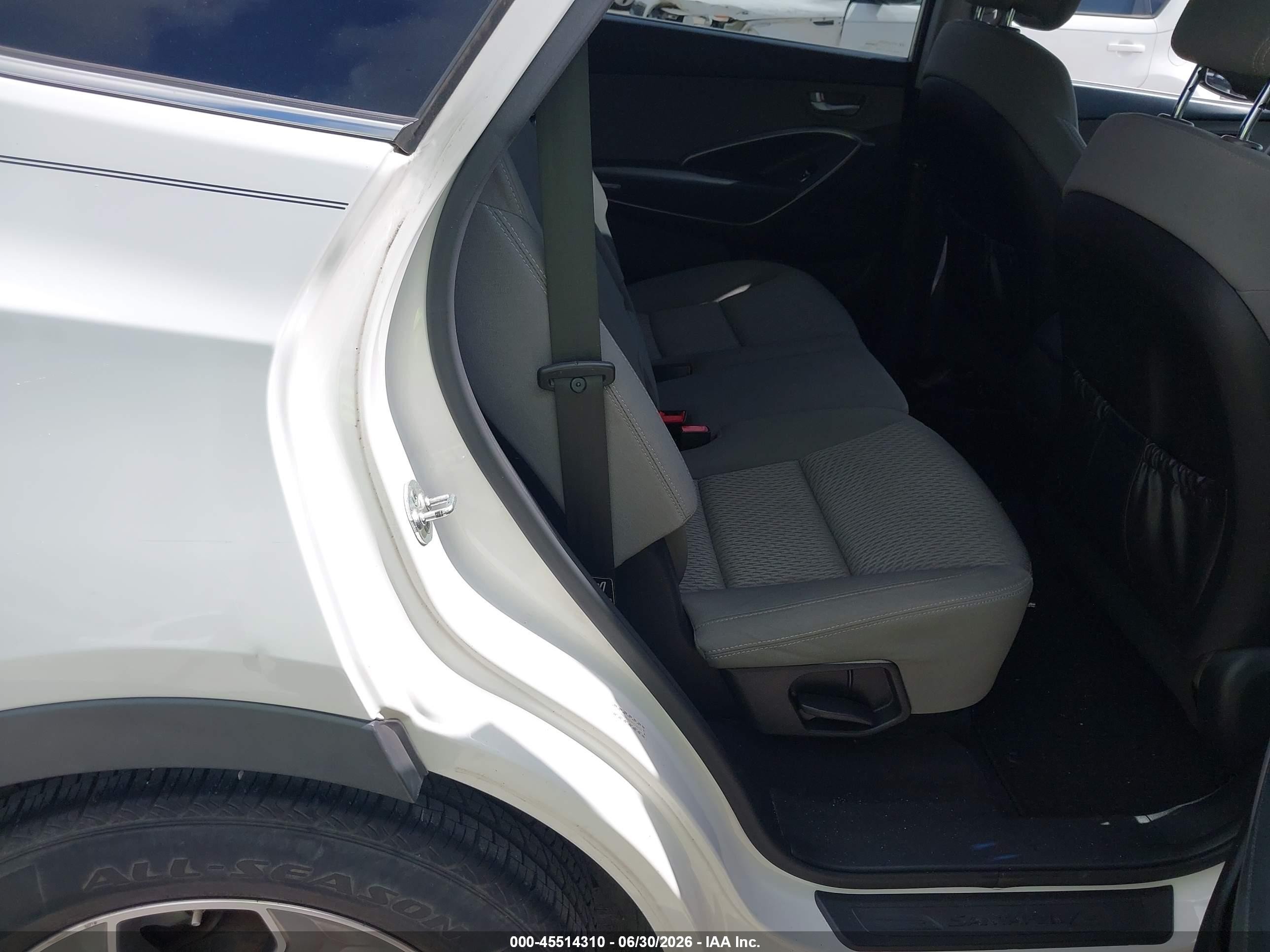 2015 Hyundai Santa Fe Gls White vin: KM8SM4HF4FU113010