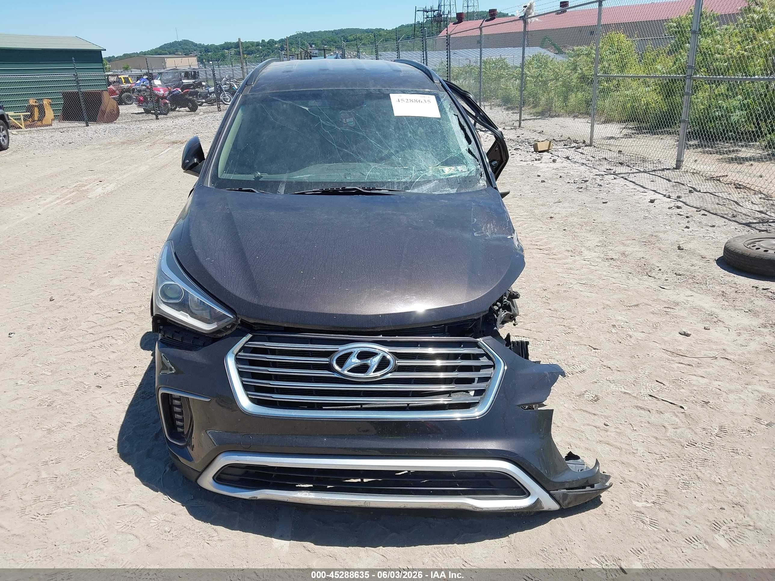 2018 Hyundai Santa Fe Se Brown vin: KM8SM4HF4JU276992