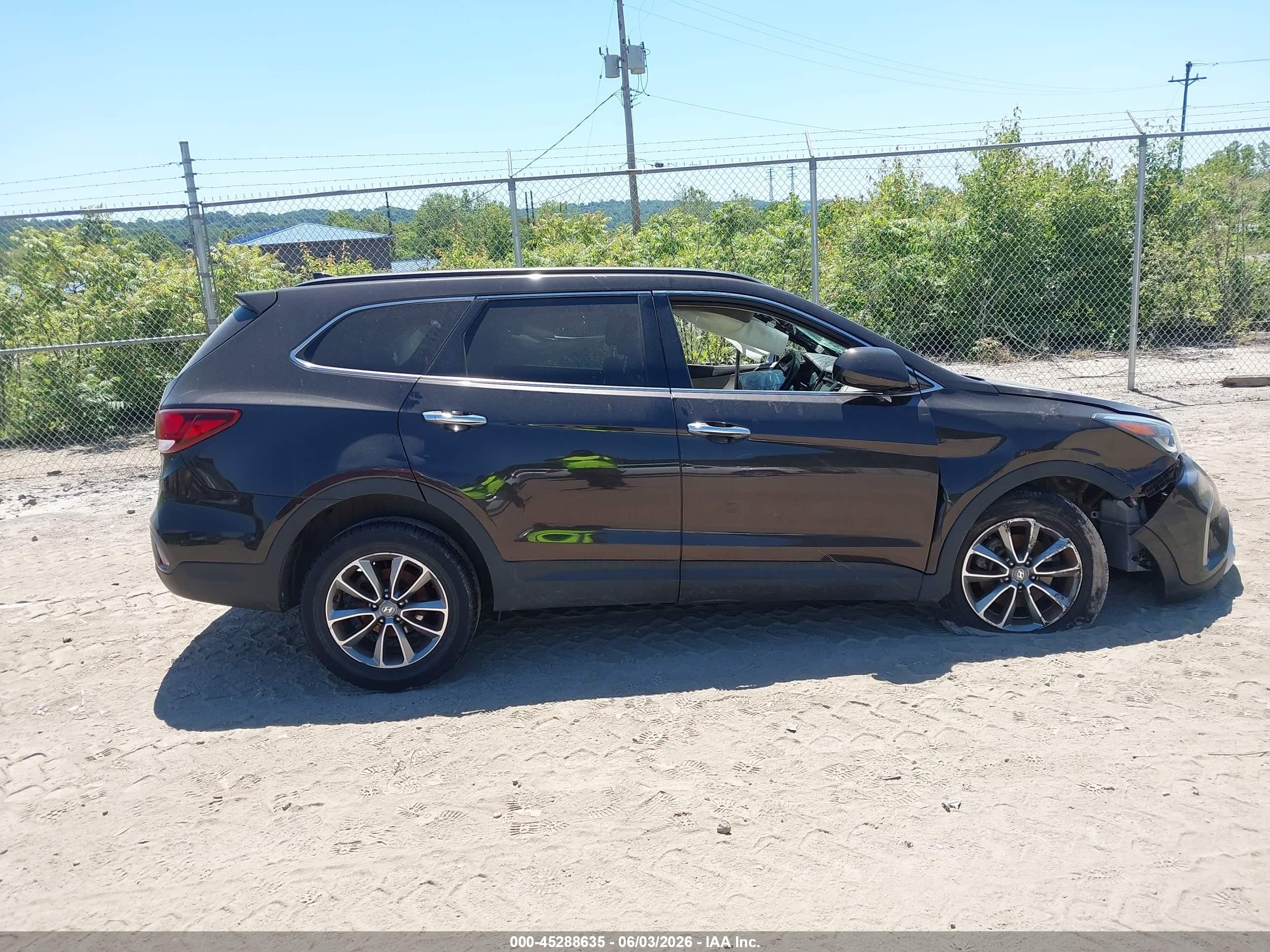2018 Hyundai Santa Fe Se Brown vin: KM8SM4HF4JU276992