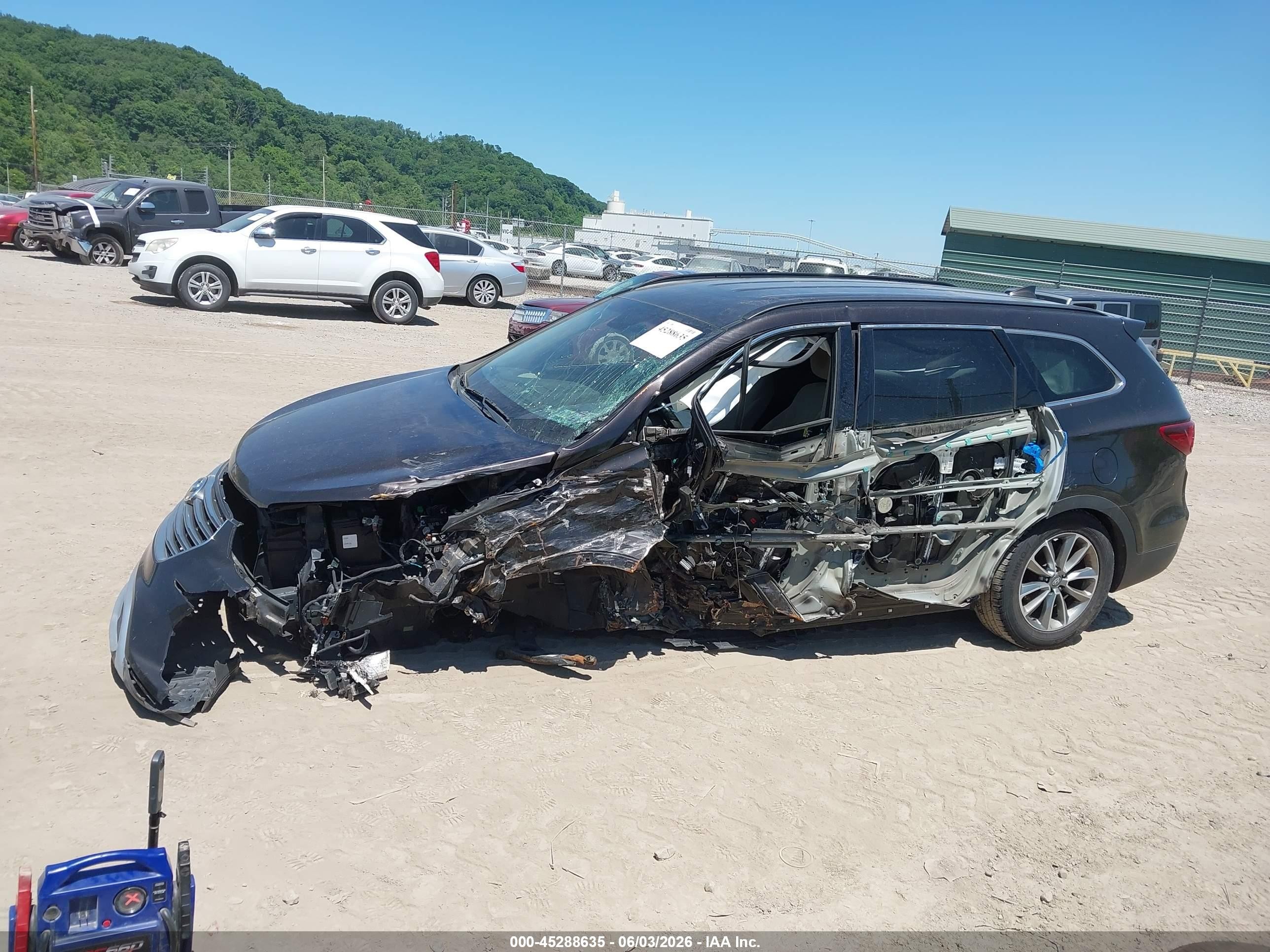 2018 Hyundai Santa Fe Se Brown vin: KM8SM4HF4JU276992