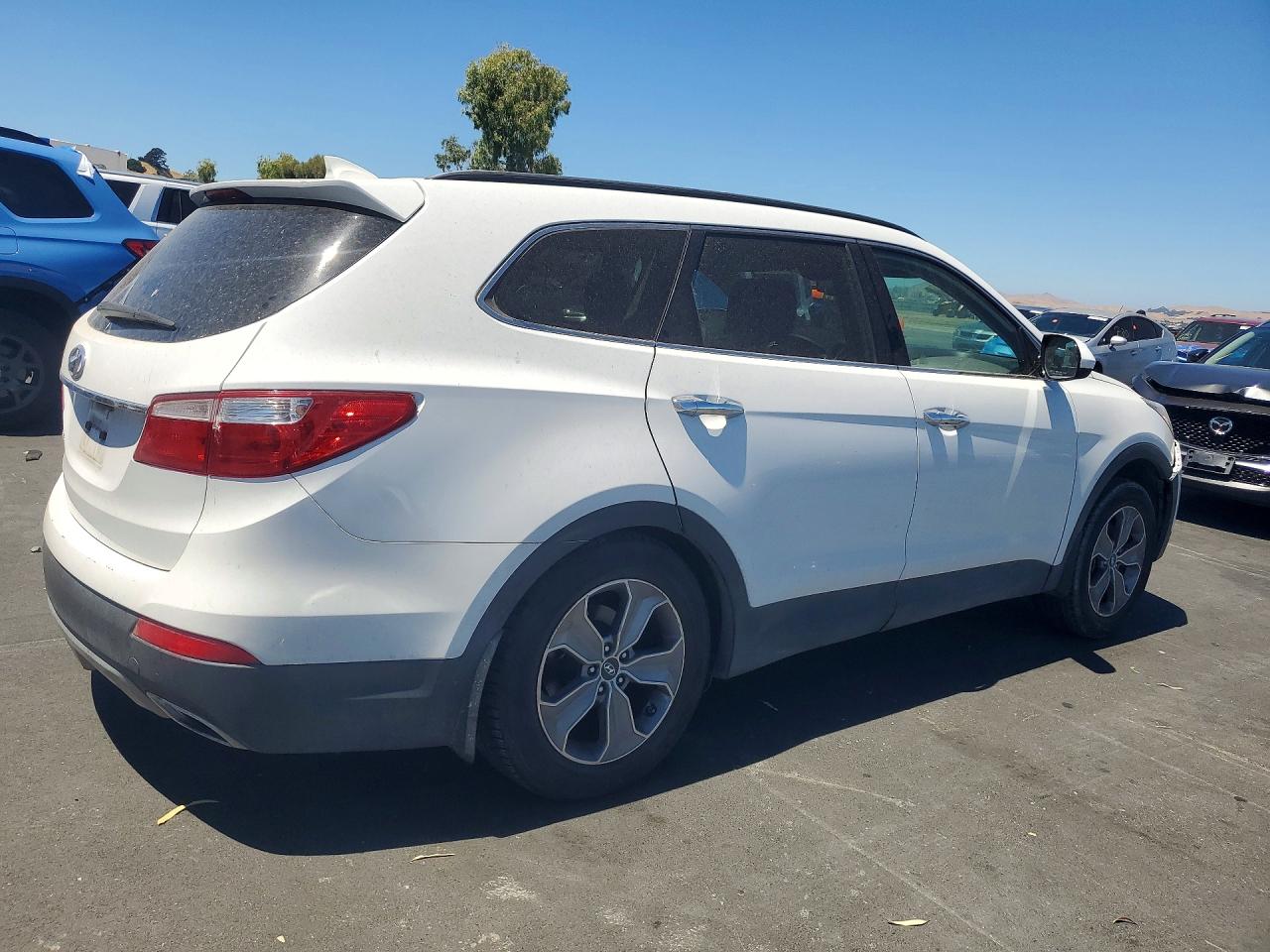 2014 Hyundai Santa Fe Gls White vin: KM8SM4HF5EU080257