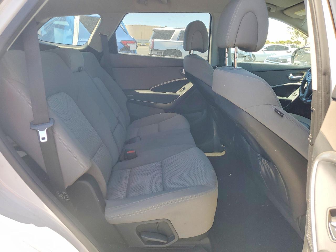 2014 Hyundai Santa Fe Gls White vin: KM8SM4HF5EU080257