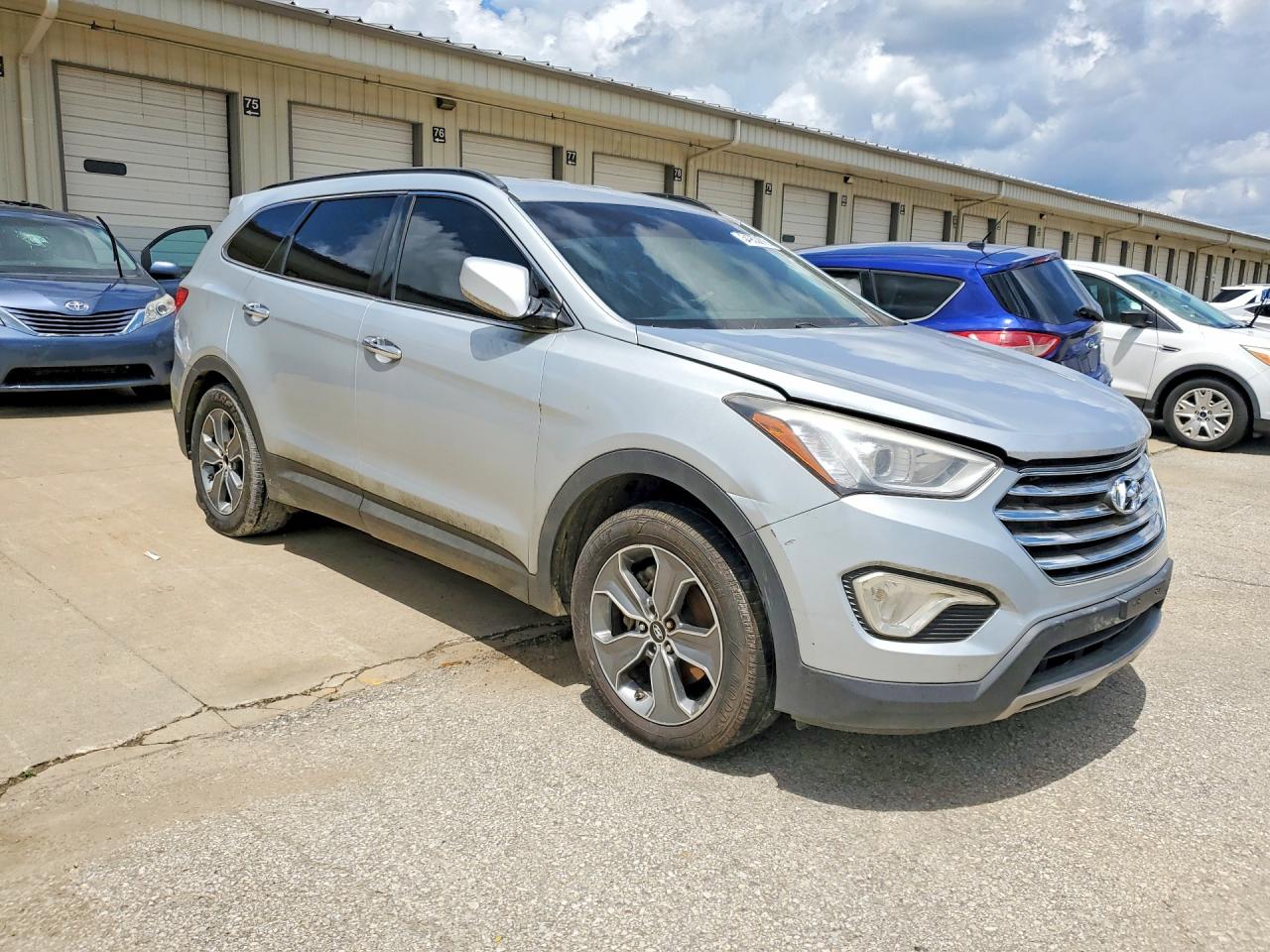 2016 Hyundai Santa Fe Se Серебряный vin: KM8SM4HF5GU143781