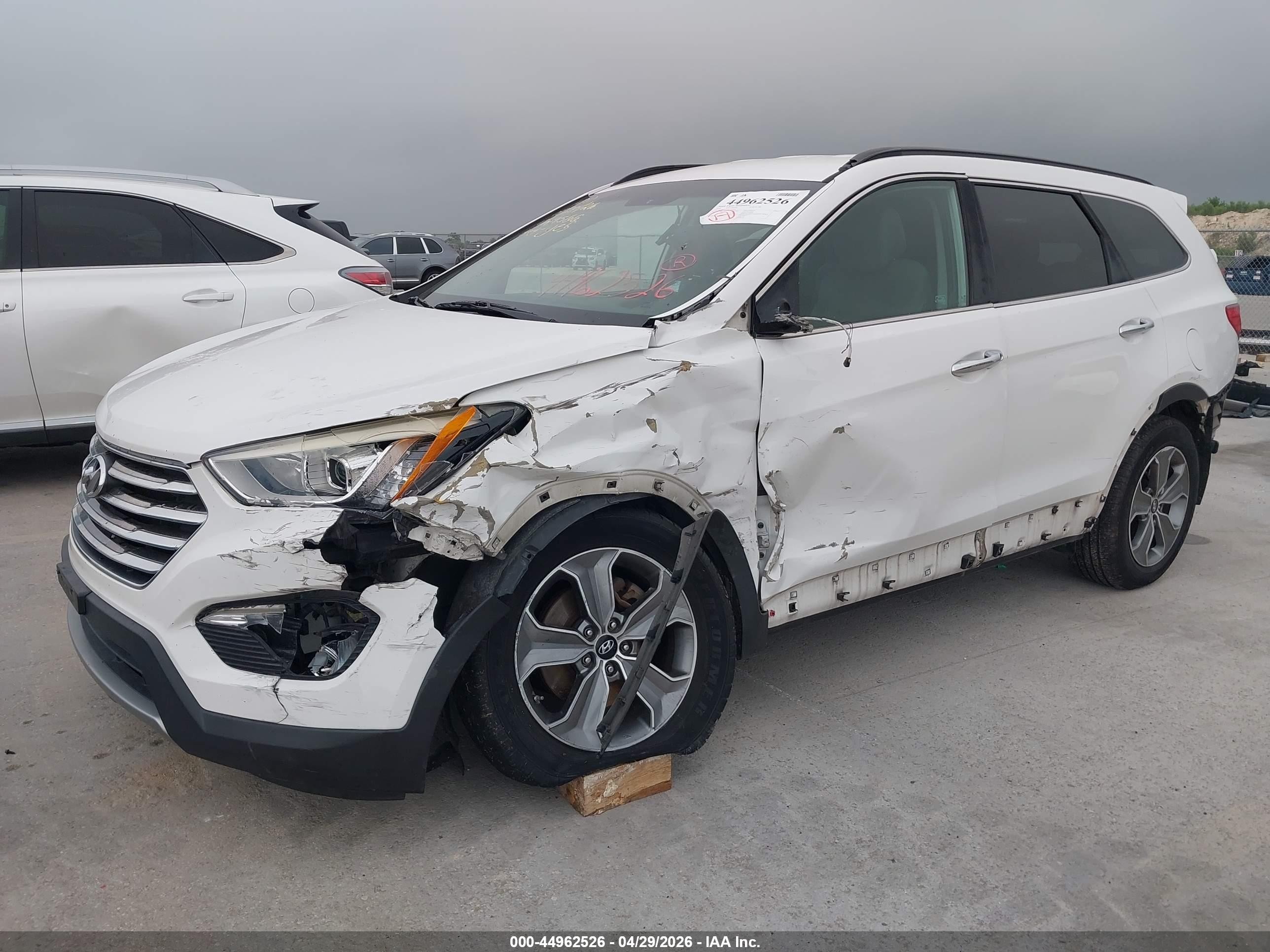 2015 Hyundai Santa Fe Gls White vin: KM8SM4HF6FU089566