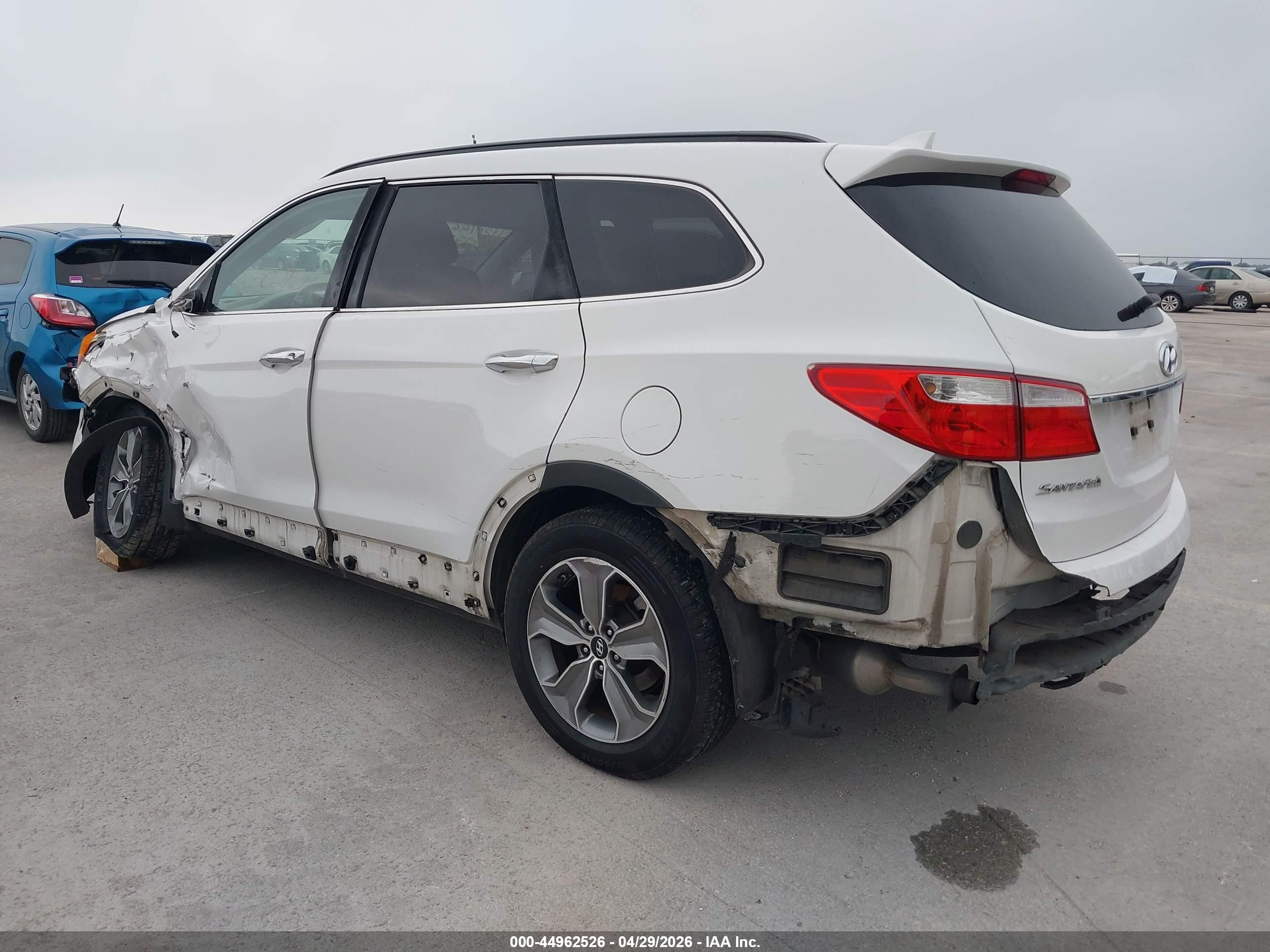 2015 Hyundai Santa Fe Gls White vin: KM8SM4HF6FU089566