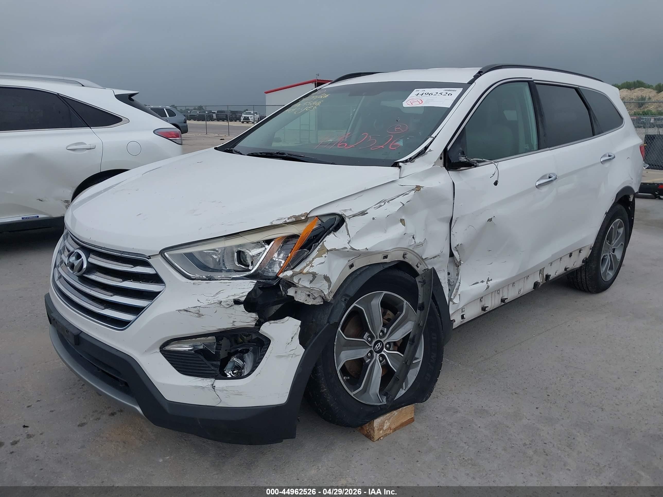 2015 Hyundai Santa Fe Gls White vin: KM8SM4HF6FU089566