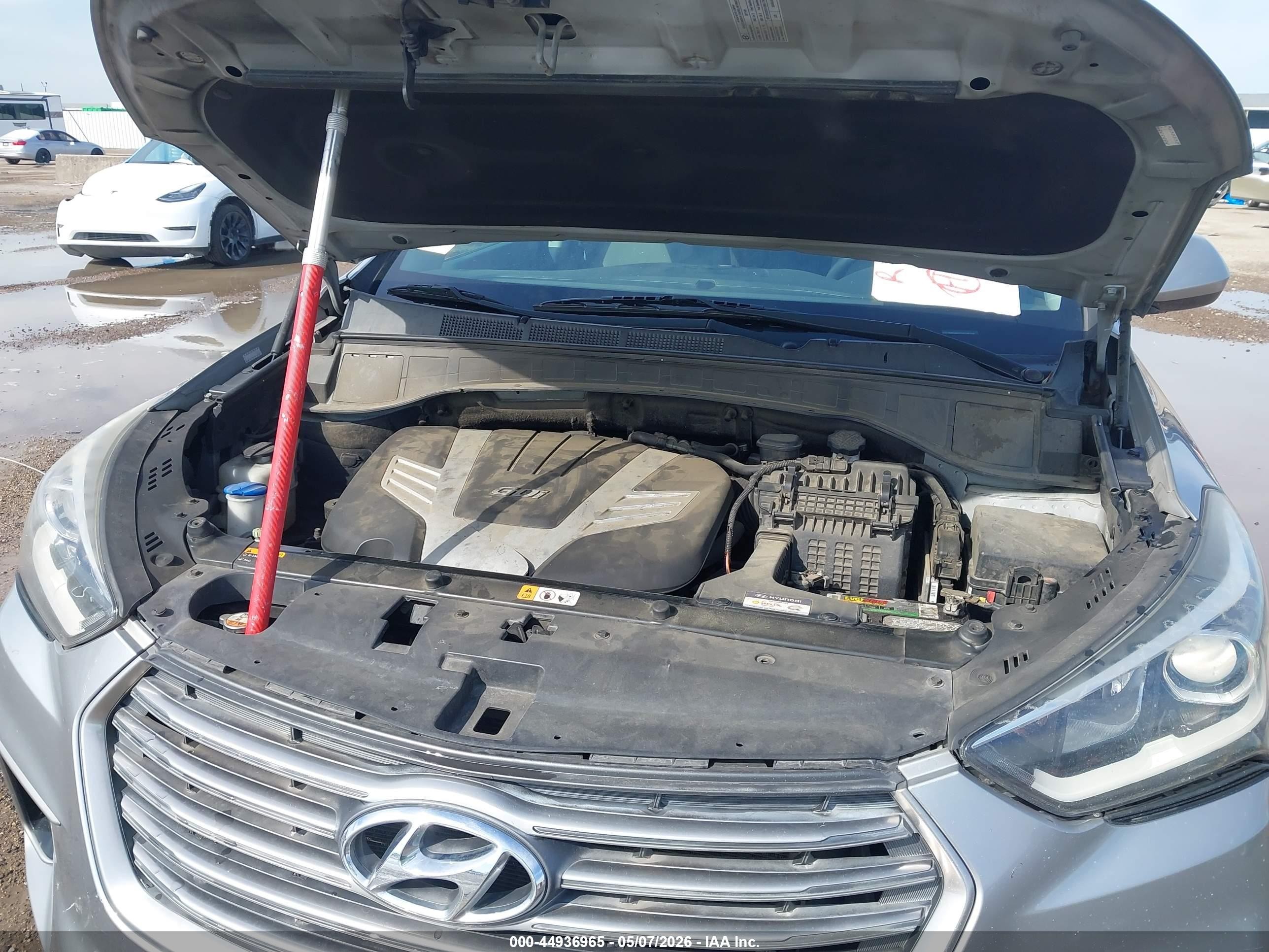 2017 Hyundai Santa Fe Se Gray vin: KM8SM4HF6HU185796