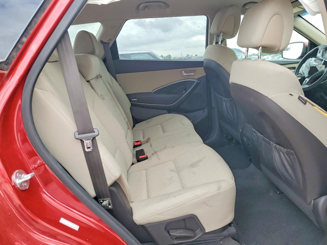 2017 Hyundai Santa Fe Se Red vin: KM8SM4HF7HU240241