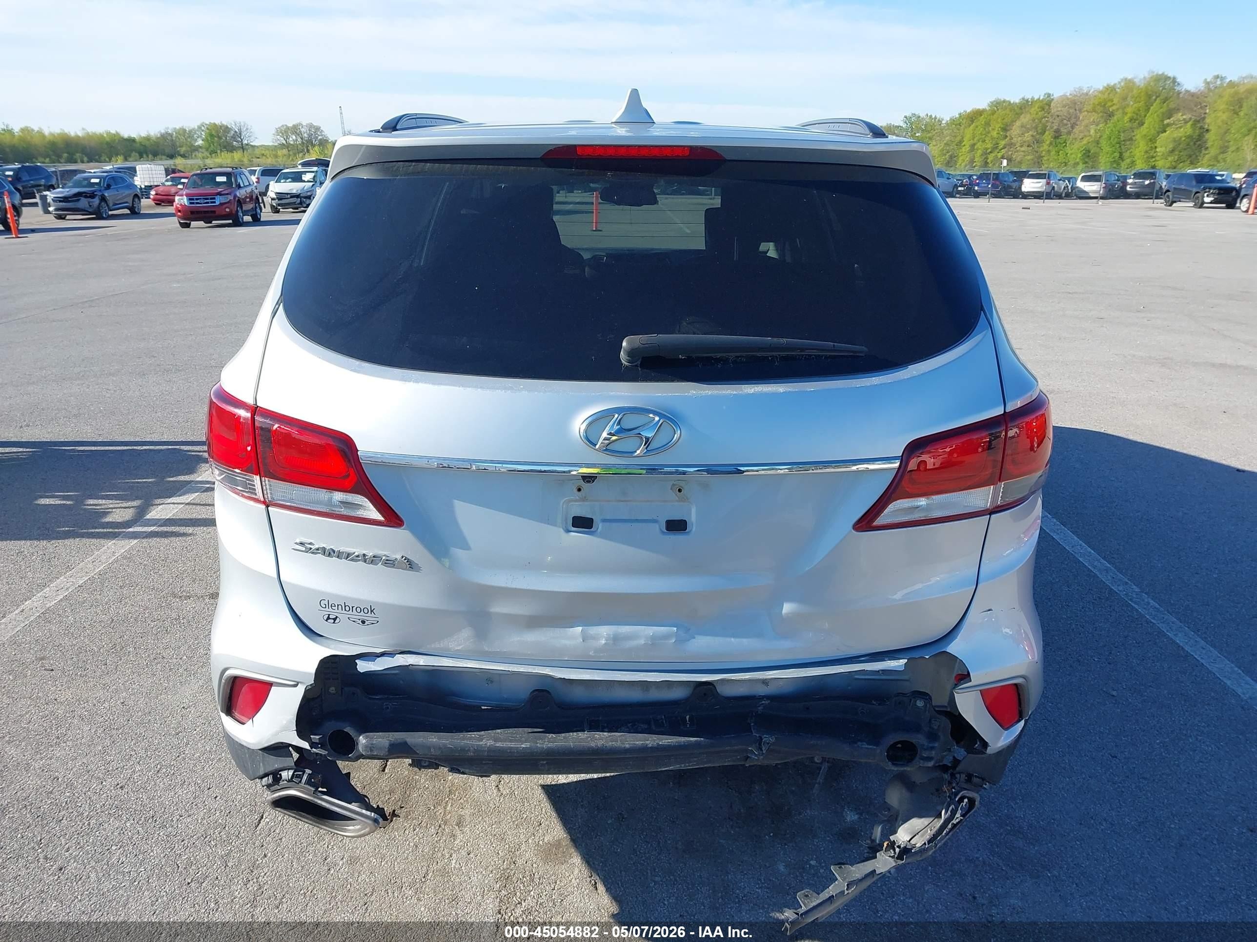 2018 Hyundai Santa Fe Se Silver vin: KM8SM4HF7JU292183