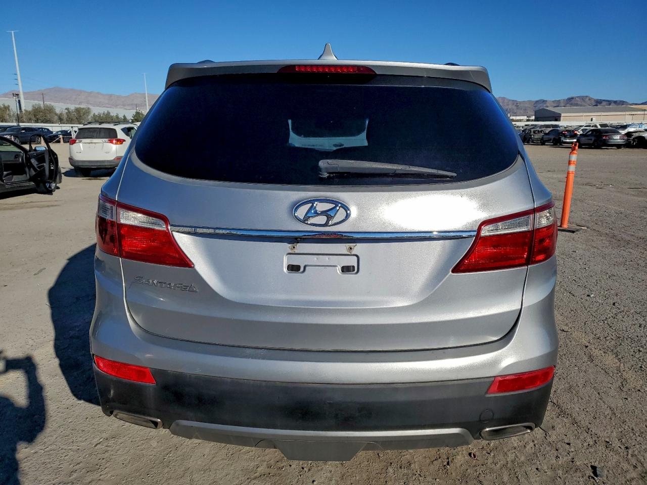 2014 Hyundai Santa Fe Gls Silver vin: KM8SM4HF8EU042618
