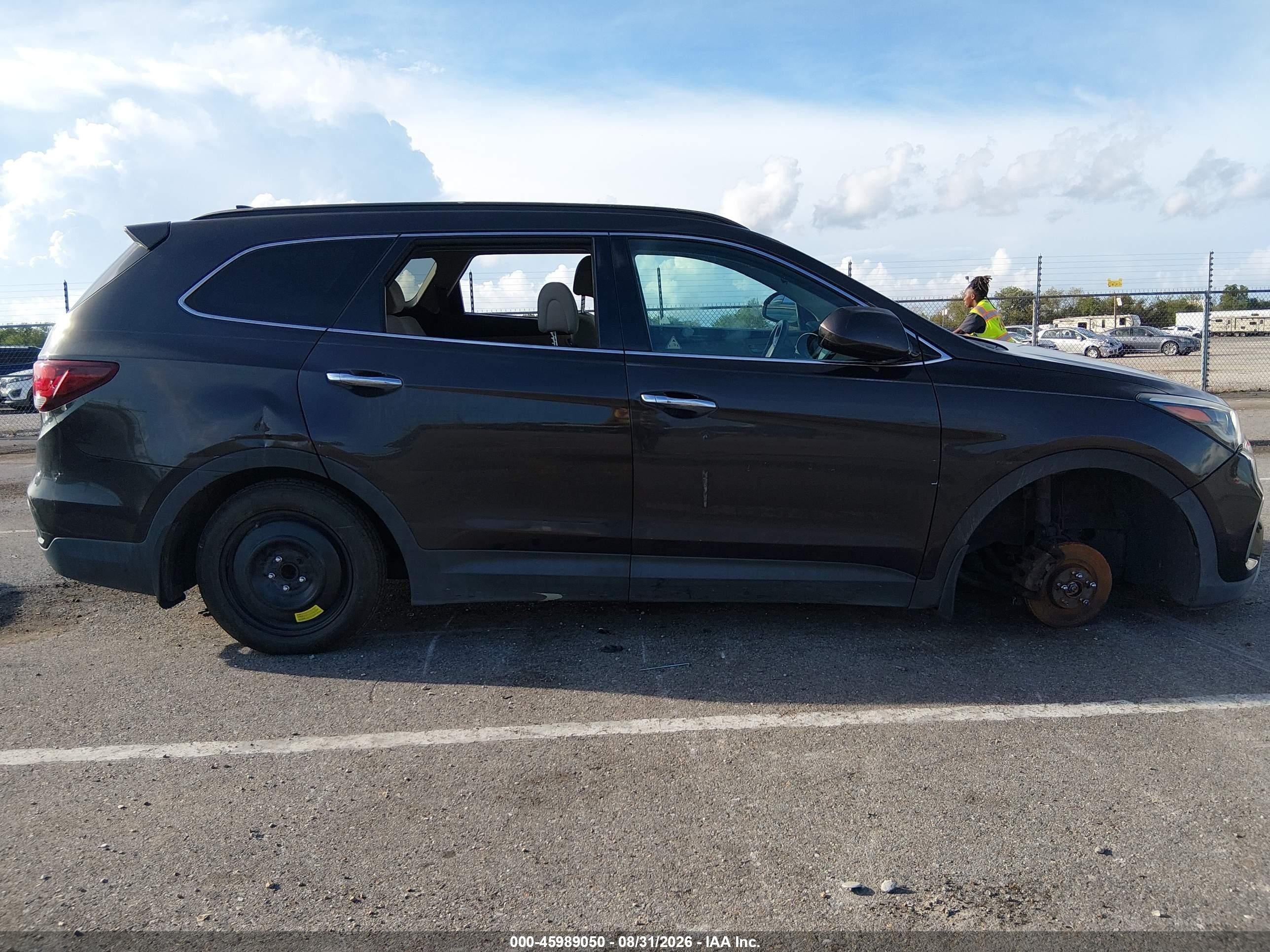2017 Hyundai Santa Fe Se Black vin: KM8SM4HF8HU221472