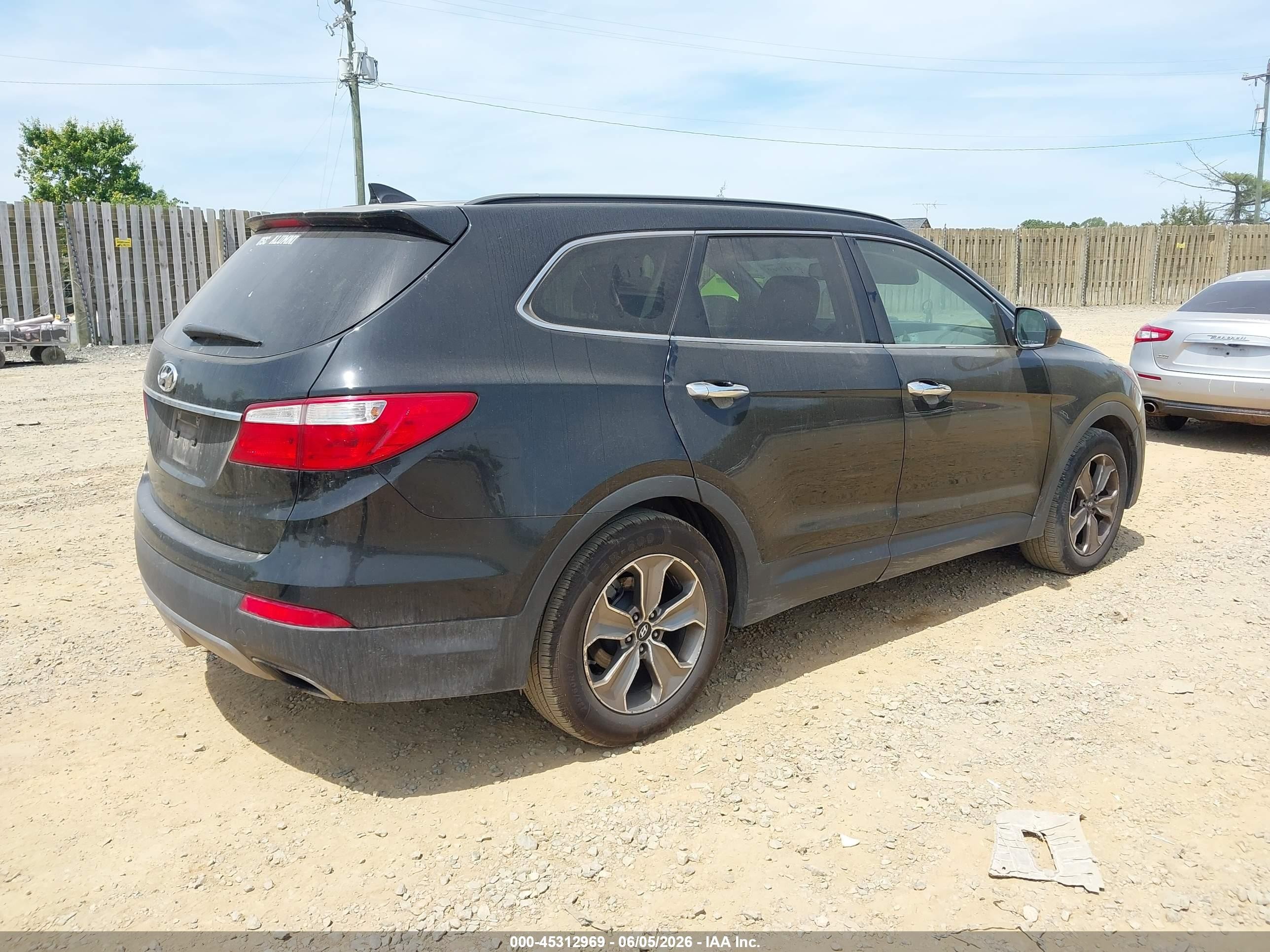 2014 Hyundai Santa Fe Gls Черный vin: KM8SM4HF9EU070881
