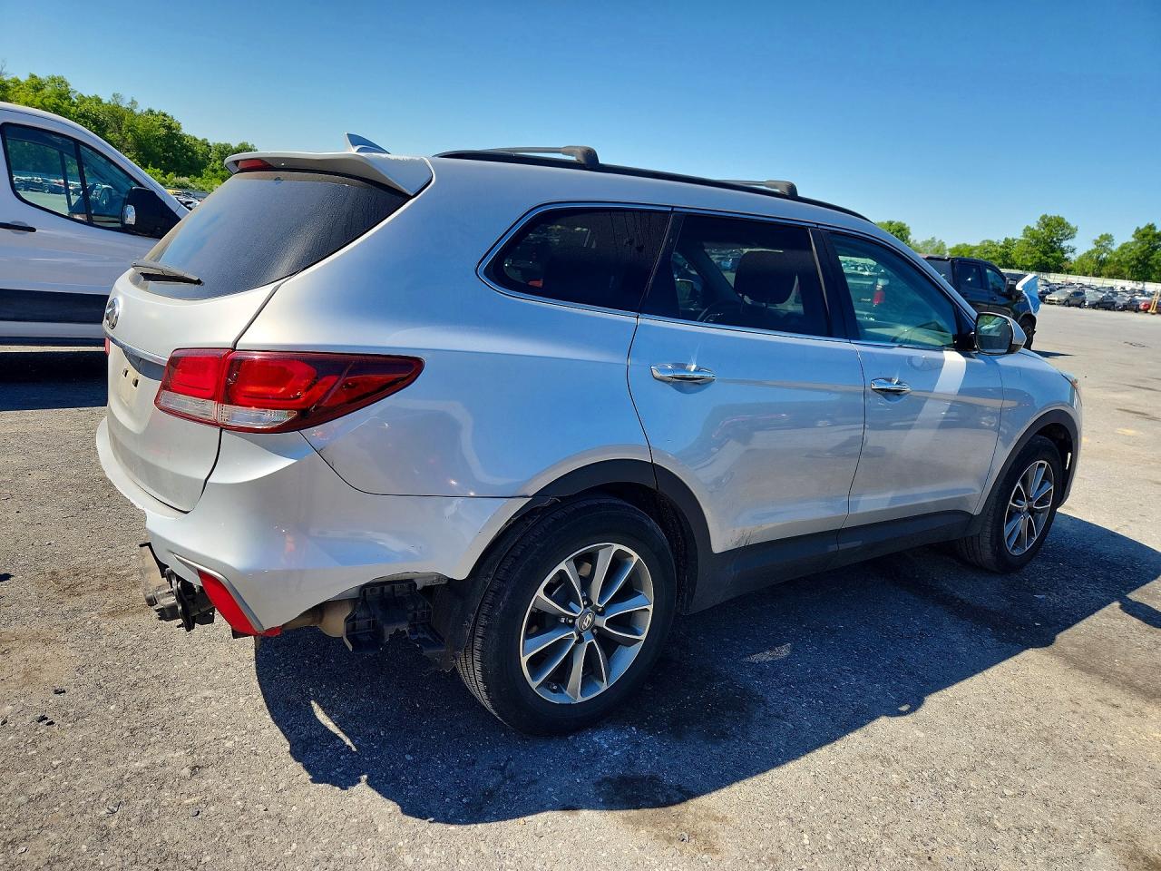 2019 Hyundai Santa Fe Xl Se Серебряный vin: KM8SM4HF9KU304609