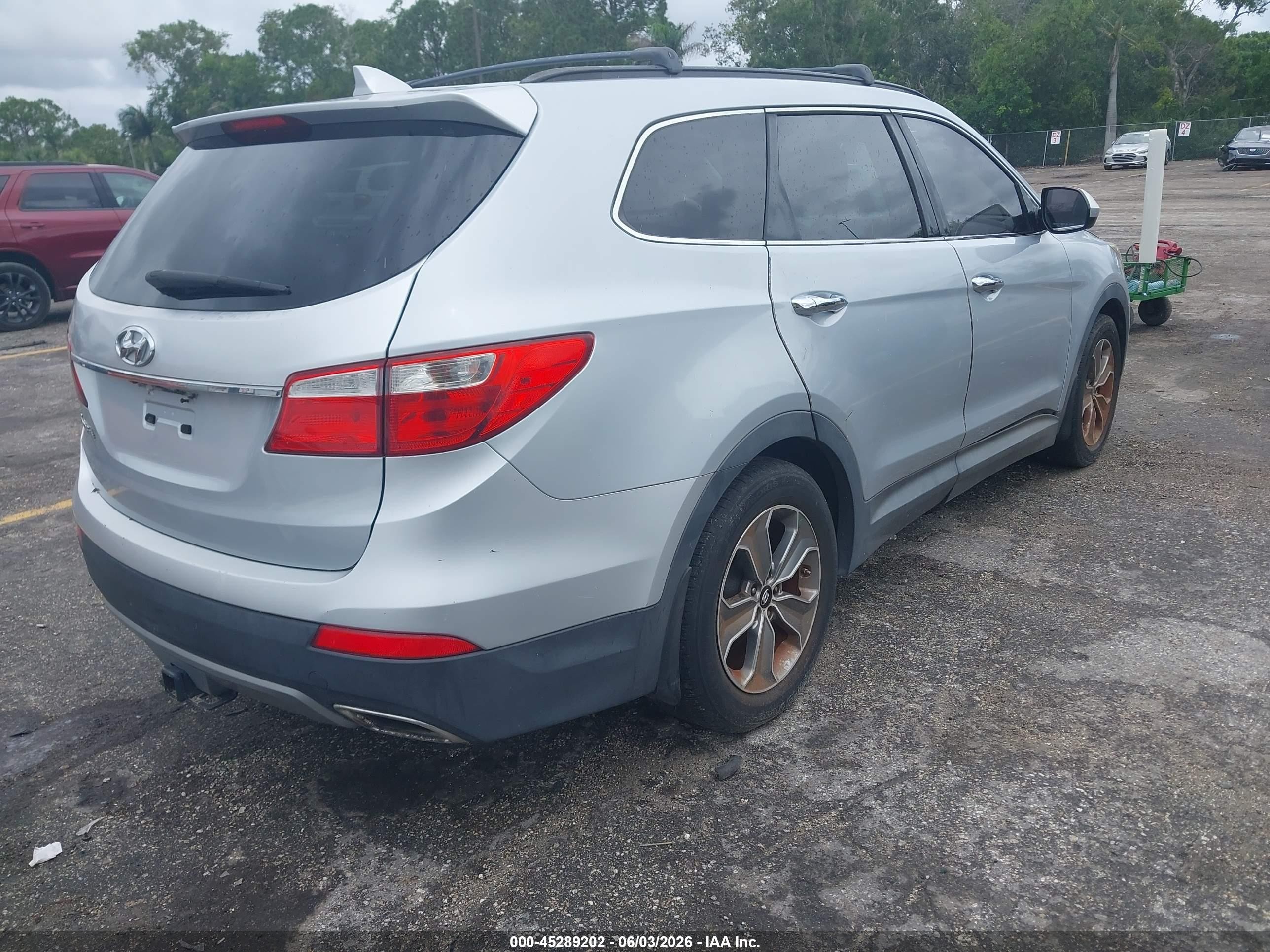 2014 Hyundai Santa Fe Gls Silver vin: KM8SM4HFXEU087804