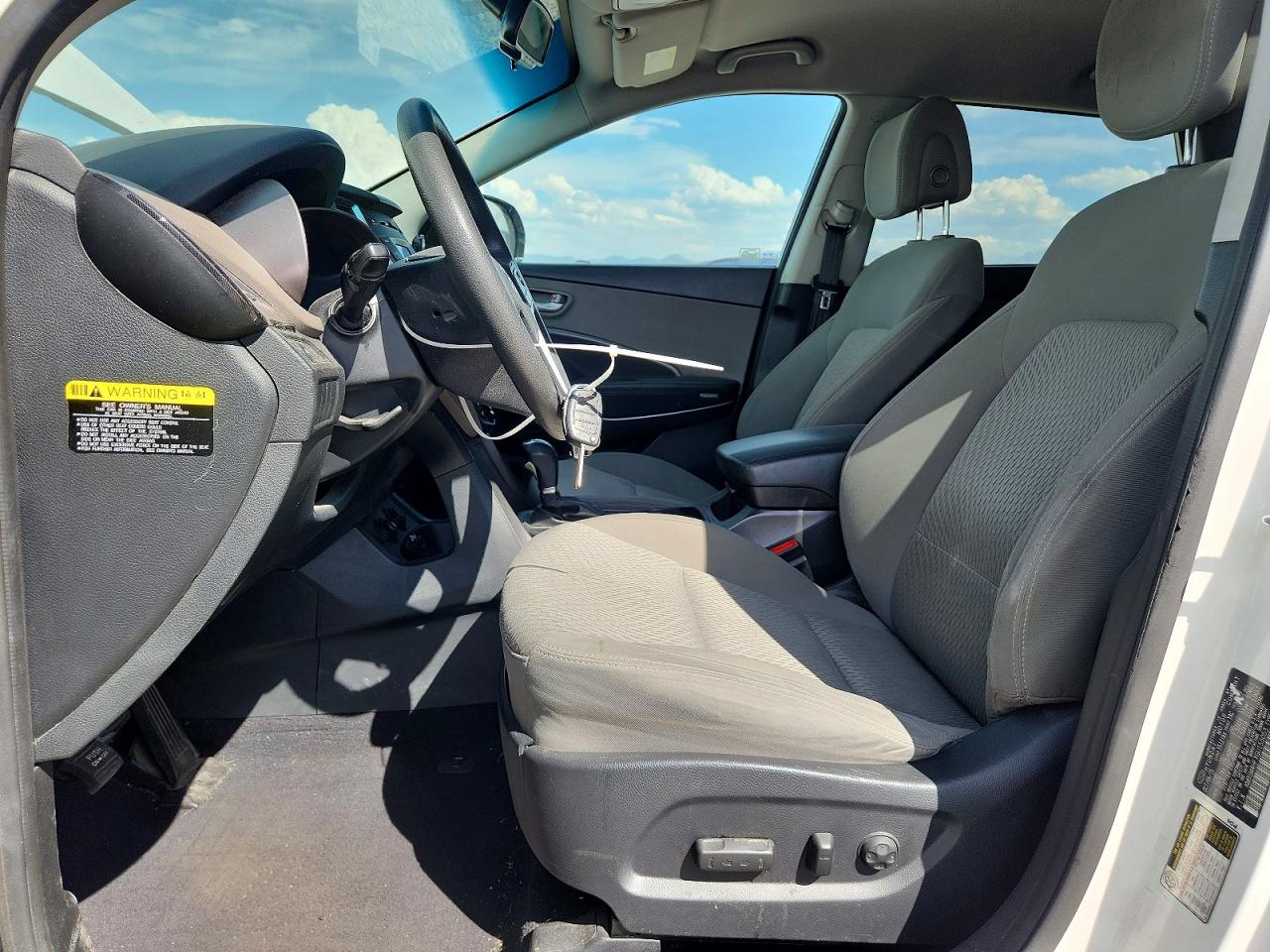 2016 Hyundai Santa Fe Se White vin: KM8SM4HFXGU155053