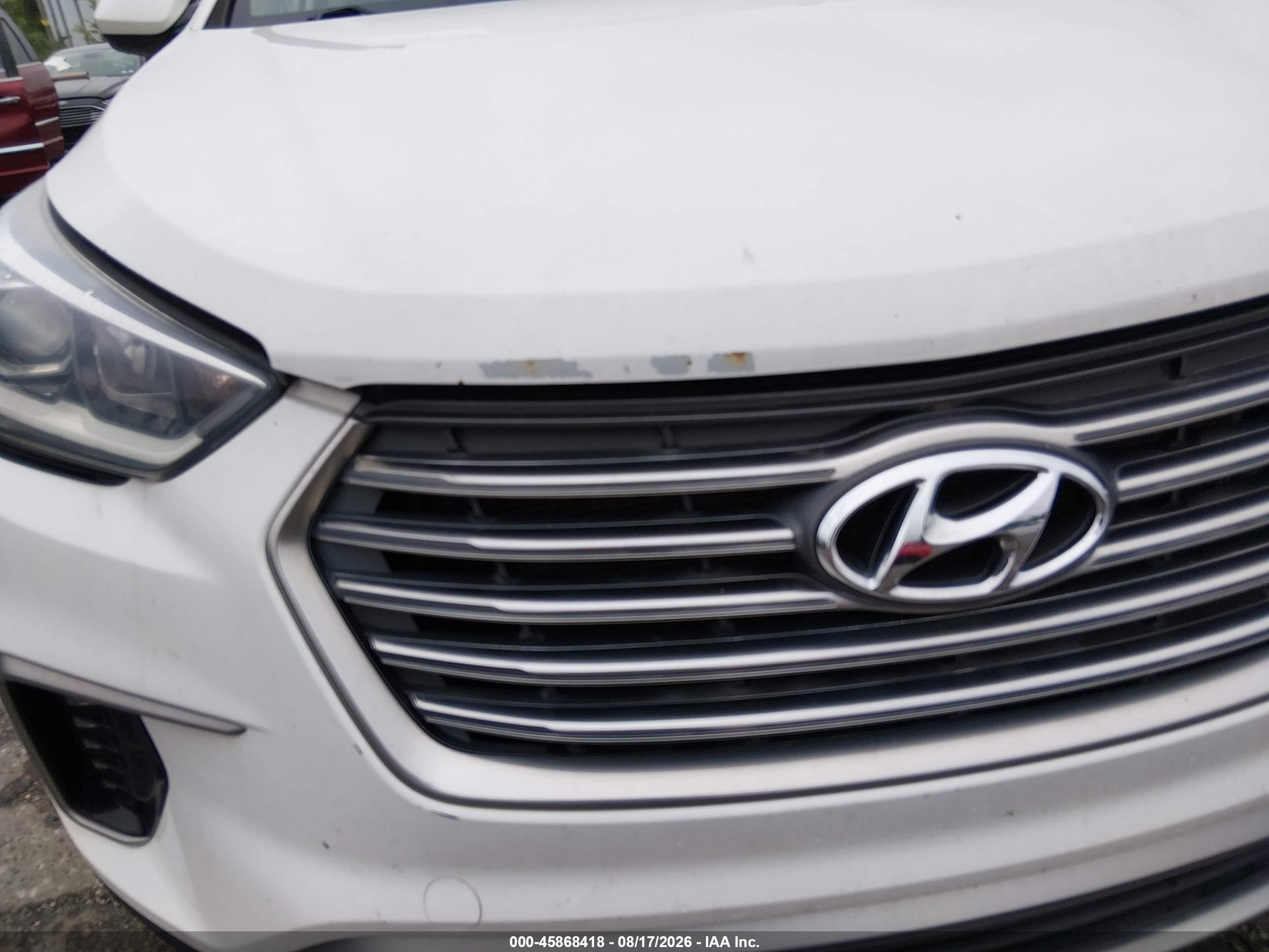 2017 Hyundai Santa Fe Se White vin: KM8SMDHF0HU224057
