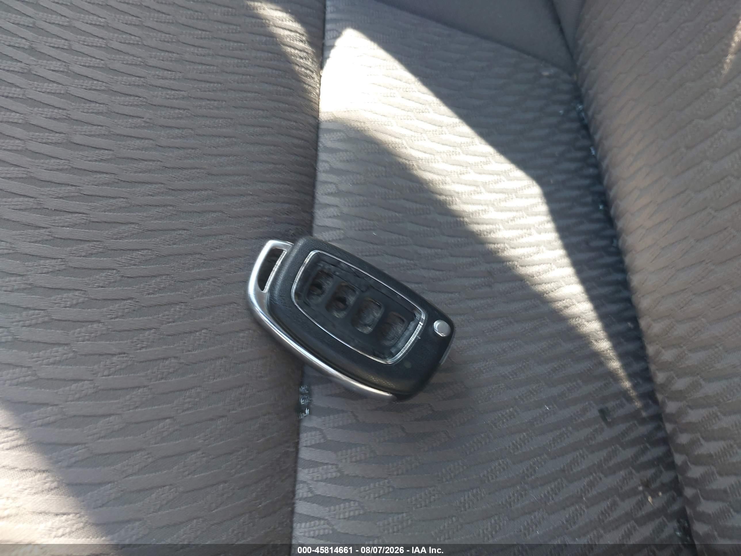 2014 Hyundai Santa Fe Gls Серебряный vin: KM8SMDHF1EU041679