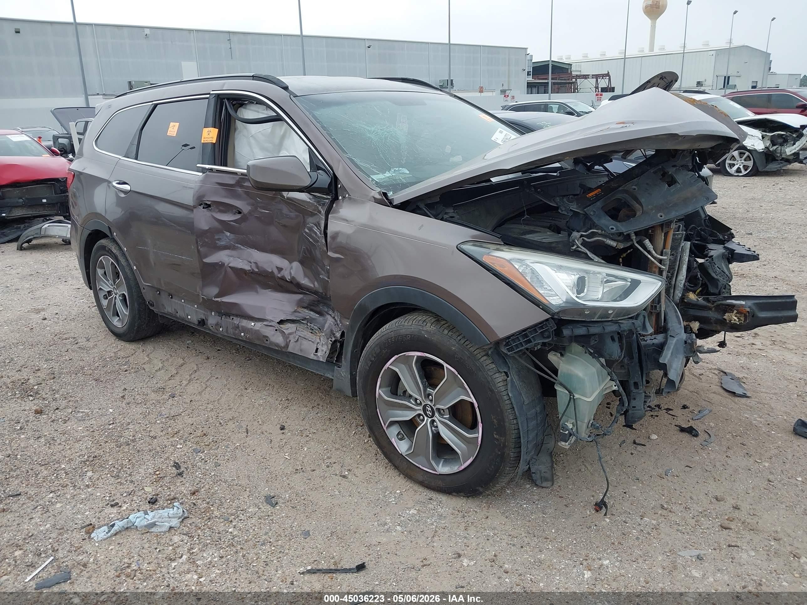 2015 Hyundai Santa Fe Gls Brown vin: KM8SMDHF1FU093833