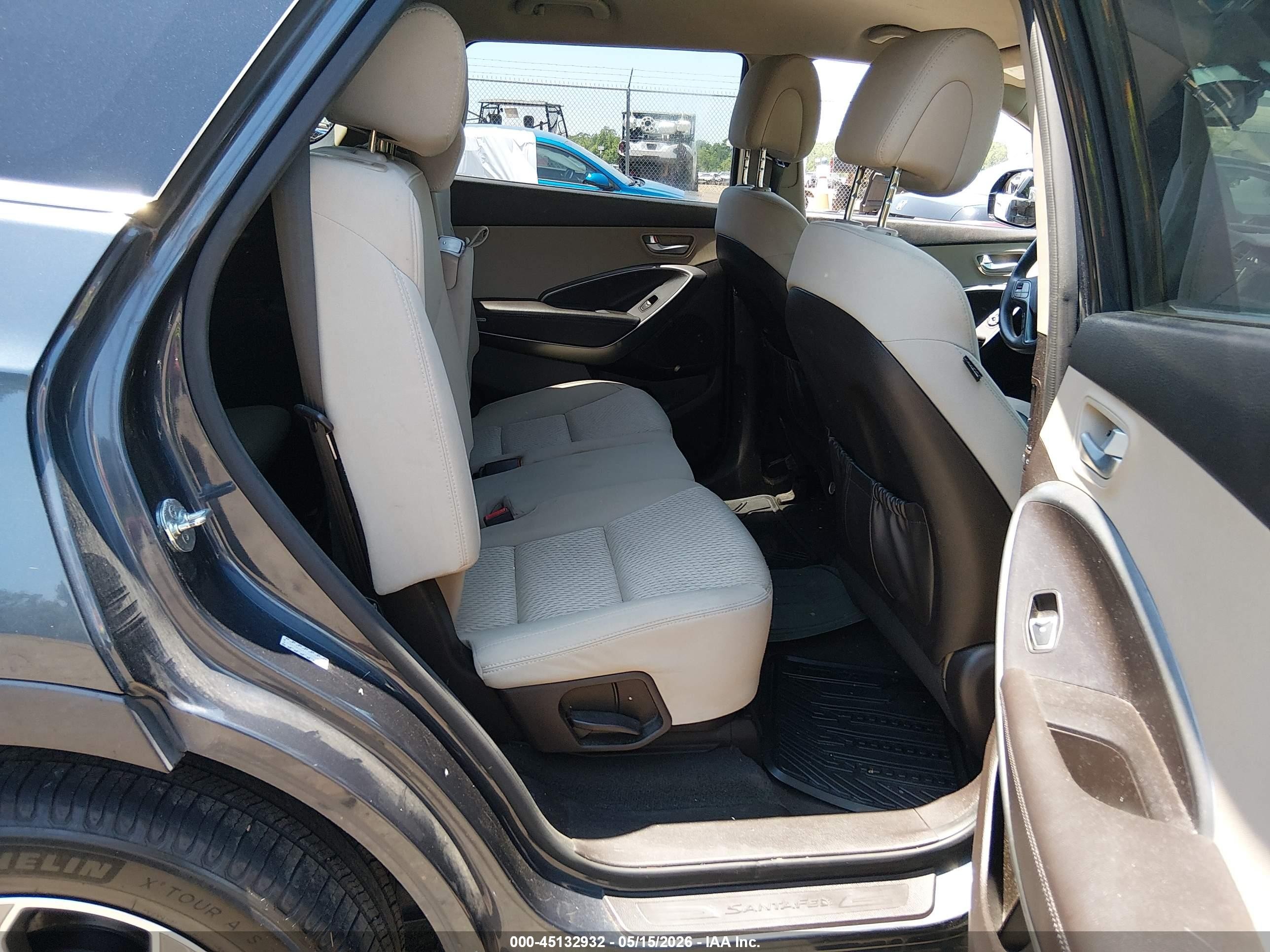 2016 Hyundai Santa Fe Se Черный vin: KM8SMDHF1GU154549