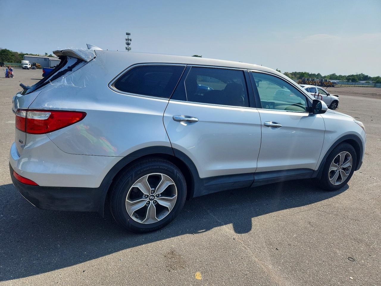 2015 Hyundai Santa Fe Gls Silver vin: KM8SMDHF2FU098037
