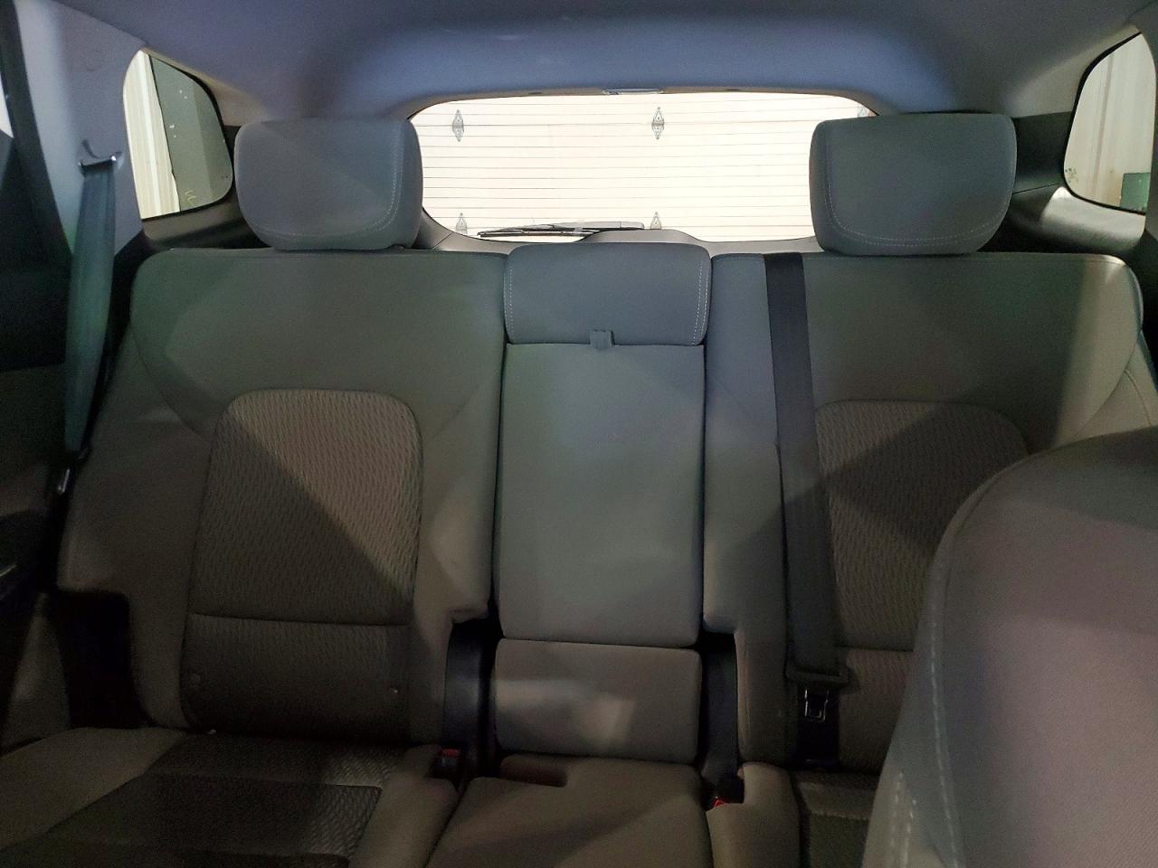 2014 Hyundai Santa Fe Gls White vin: KM8SMDHF3EU063859