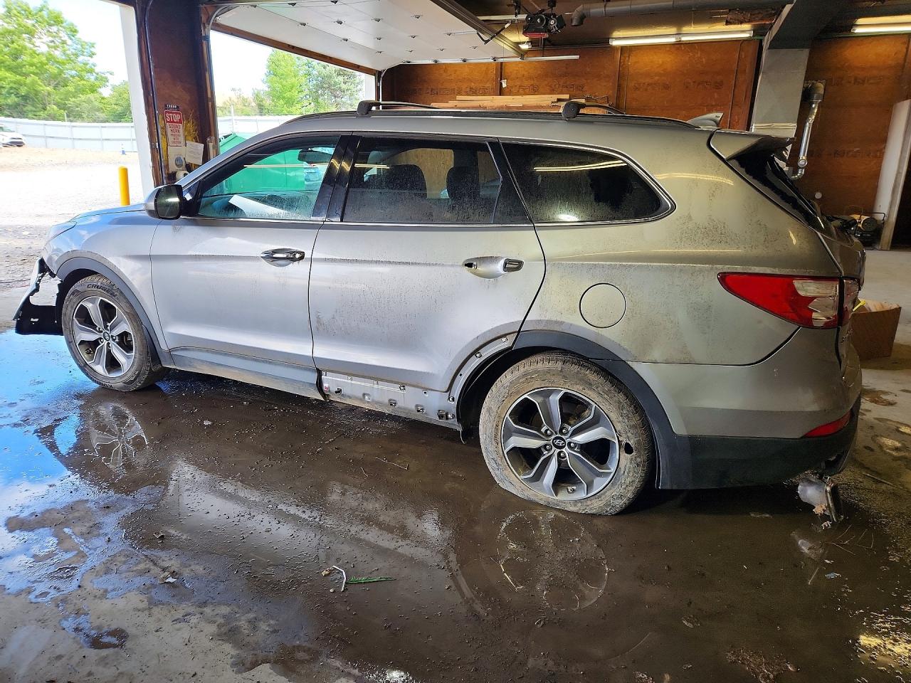 2014 Hyundai Santa Fe Gls Silver vin: KM8SMDHF3EU066924