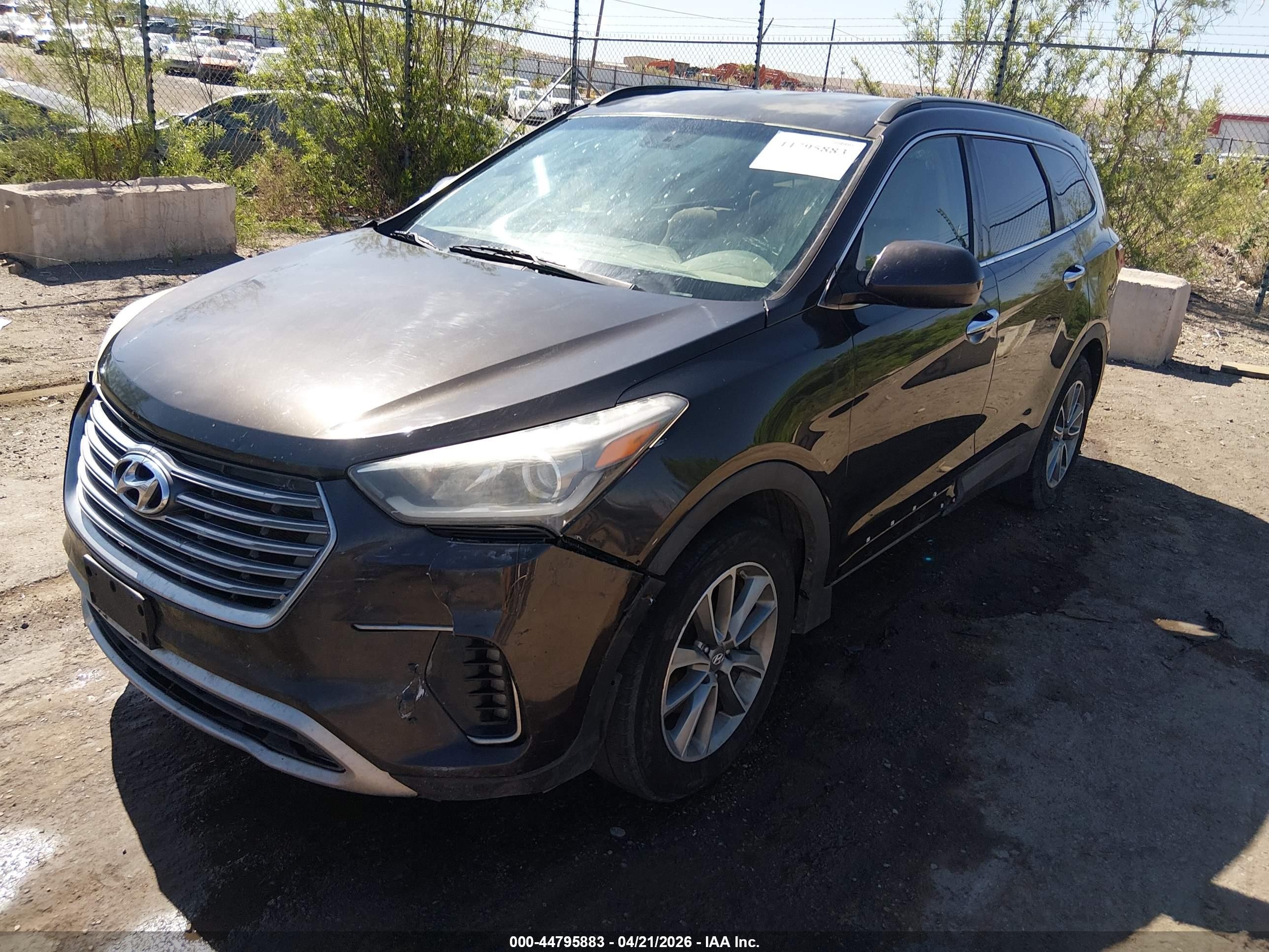 2017 Hyundai Santa Fe Se Черный vin: KM8SMDHF3HU184427