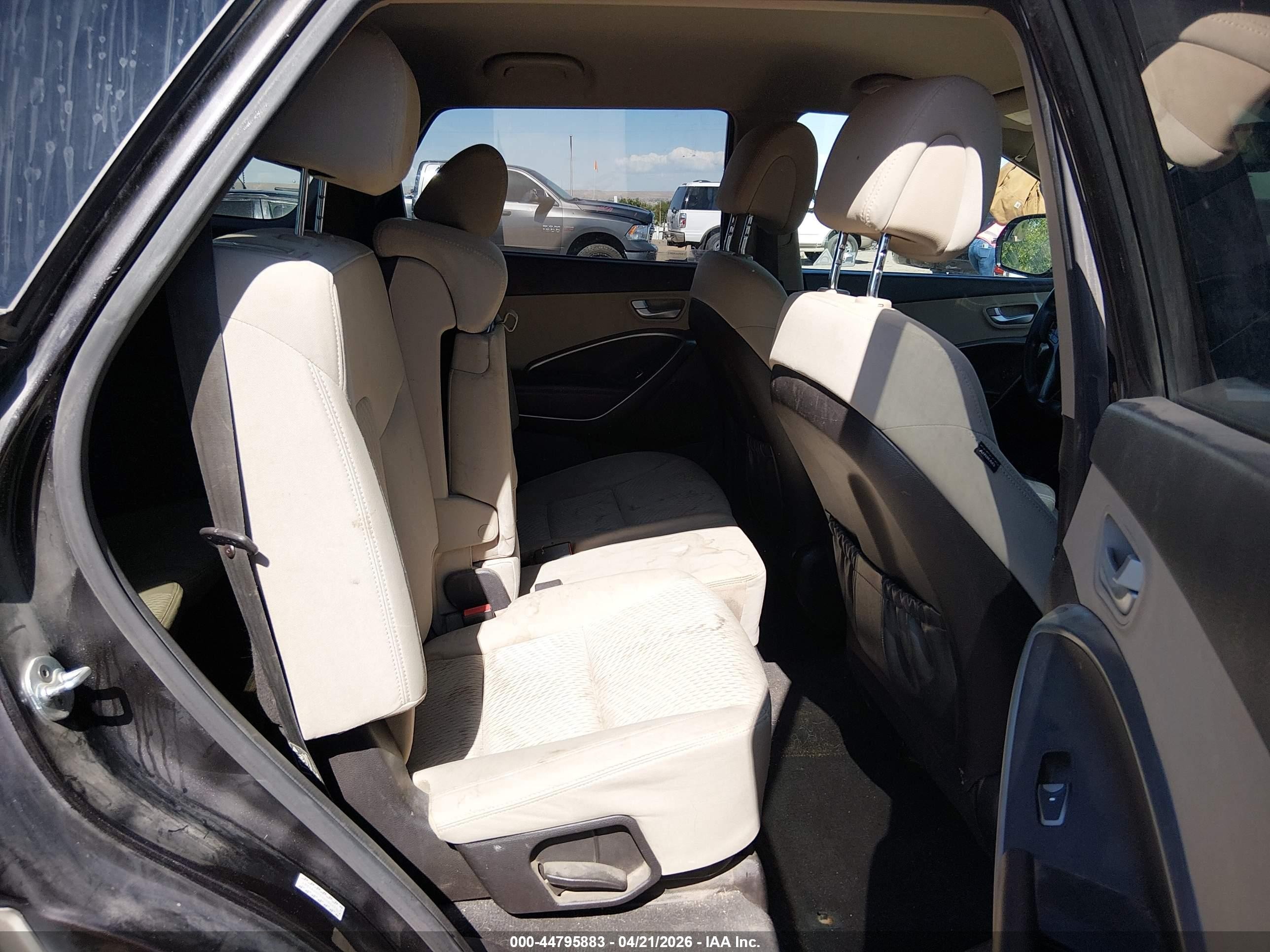 2017 Hyundai Santa Fe Se Черный vin: KM8SMDHF3HU184427
