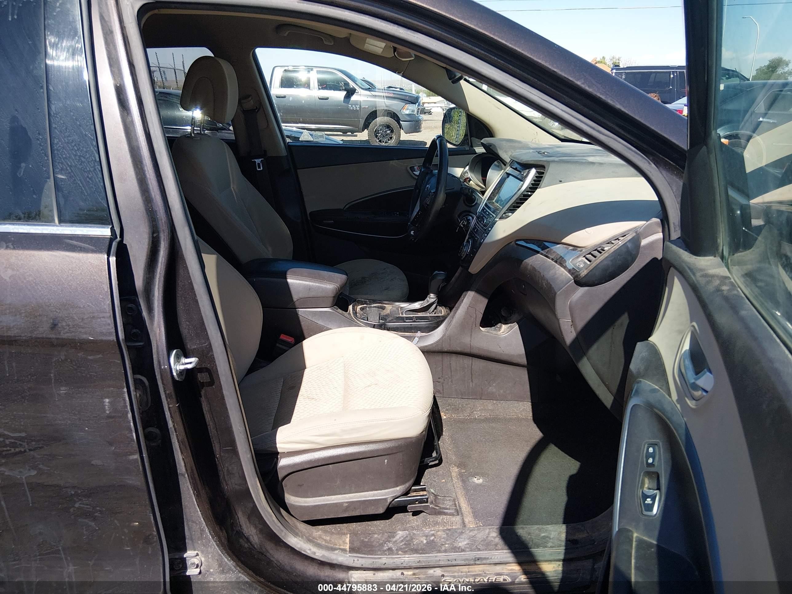 2017 Hyundai Santa Fe Se Черный vin: KM8SMDHF3HU184427